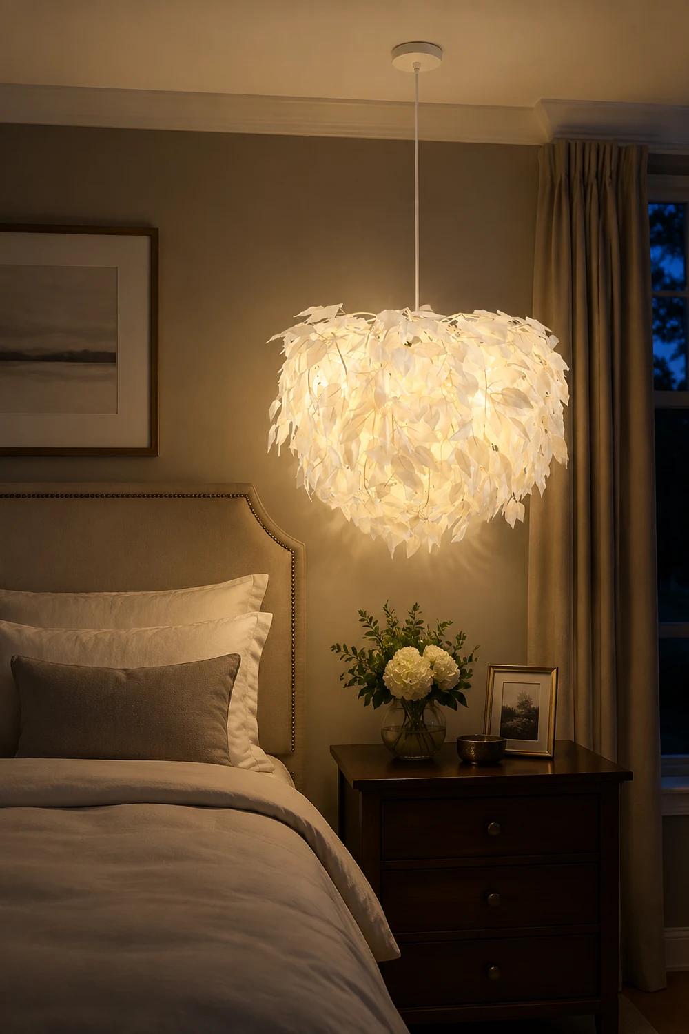 Plastic Leaves Pendant Lamp - Lumpaz