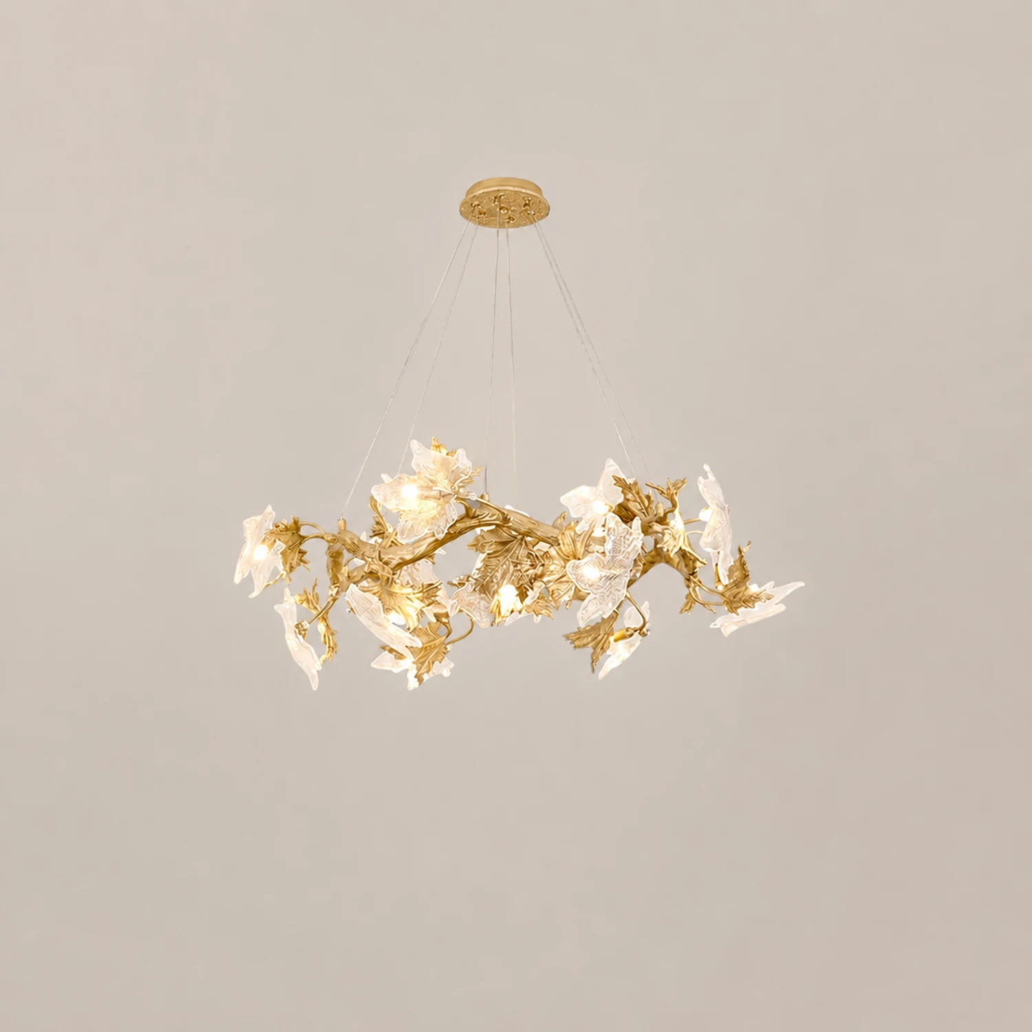 Folio Crown Chandelier - Lumpaz