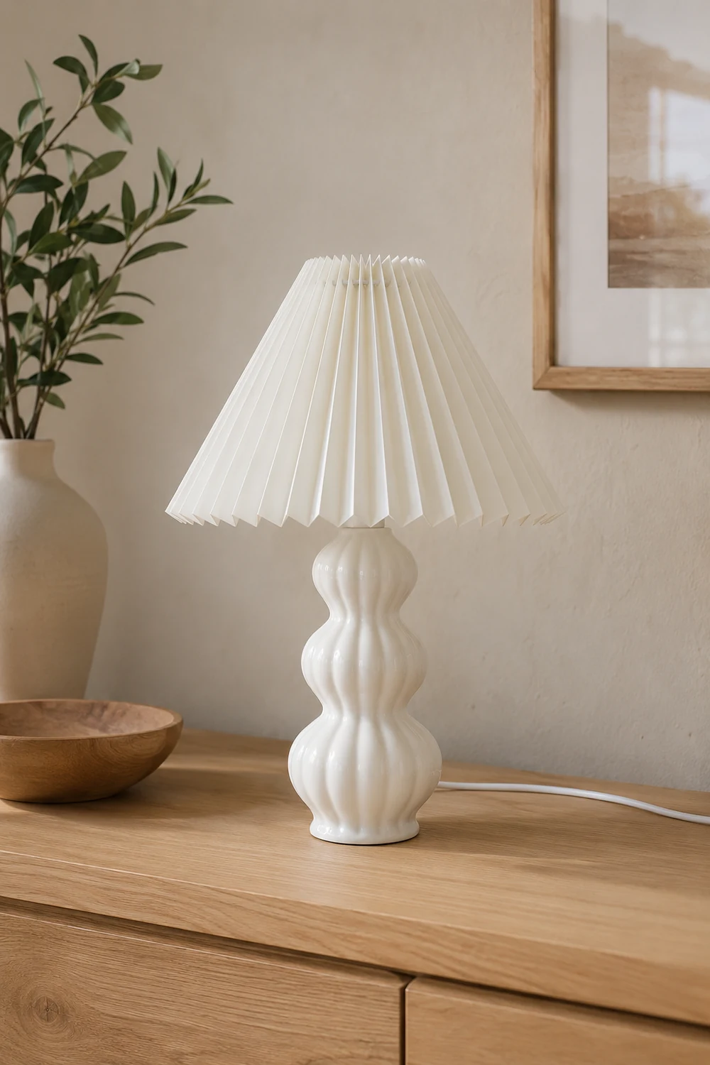 Luna Pleated Table Lamp - Lumpaz