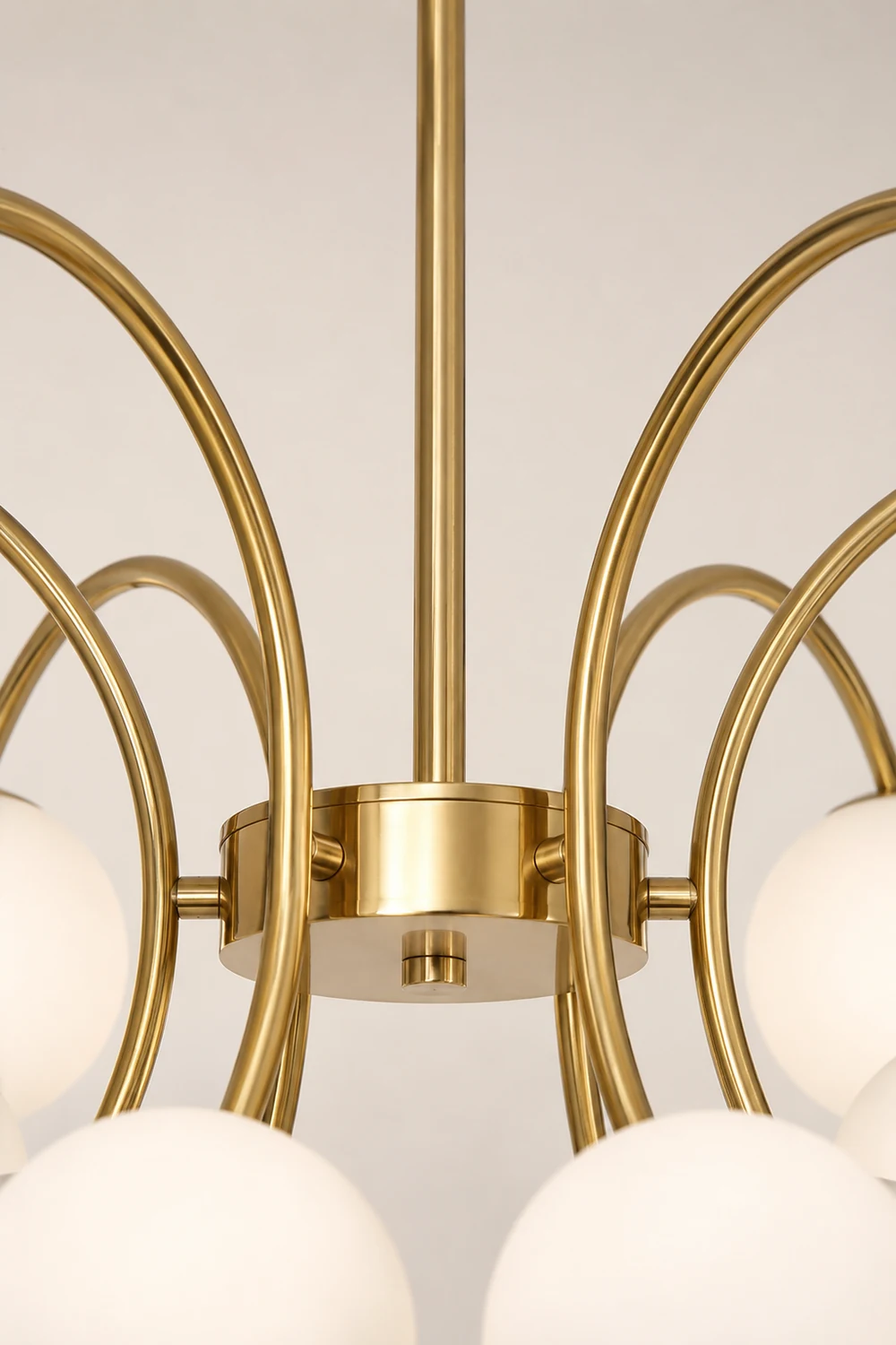 Pearls Chandelier - Lumpaz