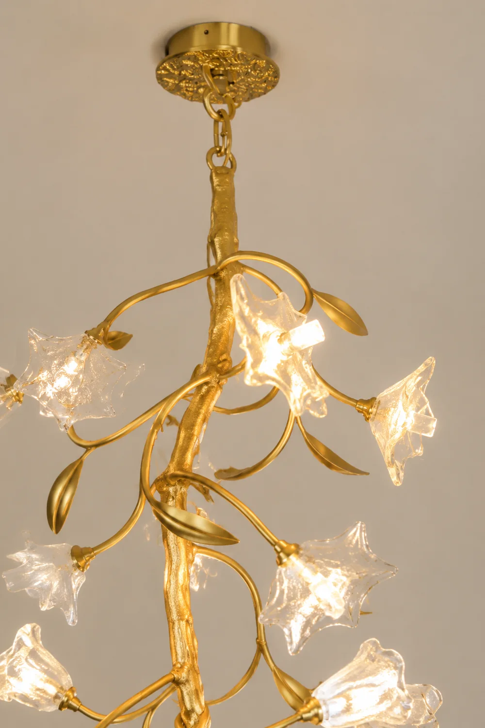 Flower Craftsman Chandelier - Lumpaz