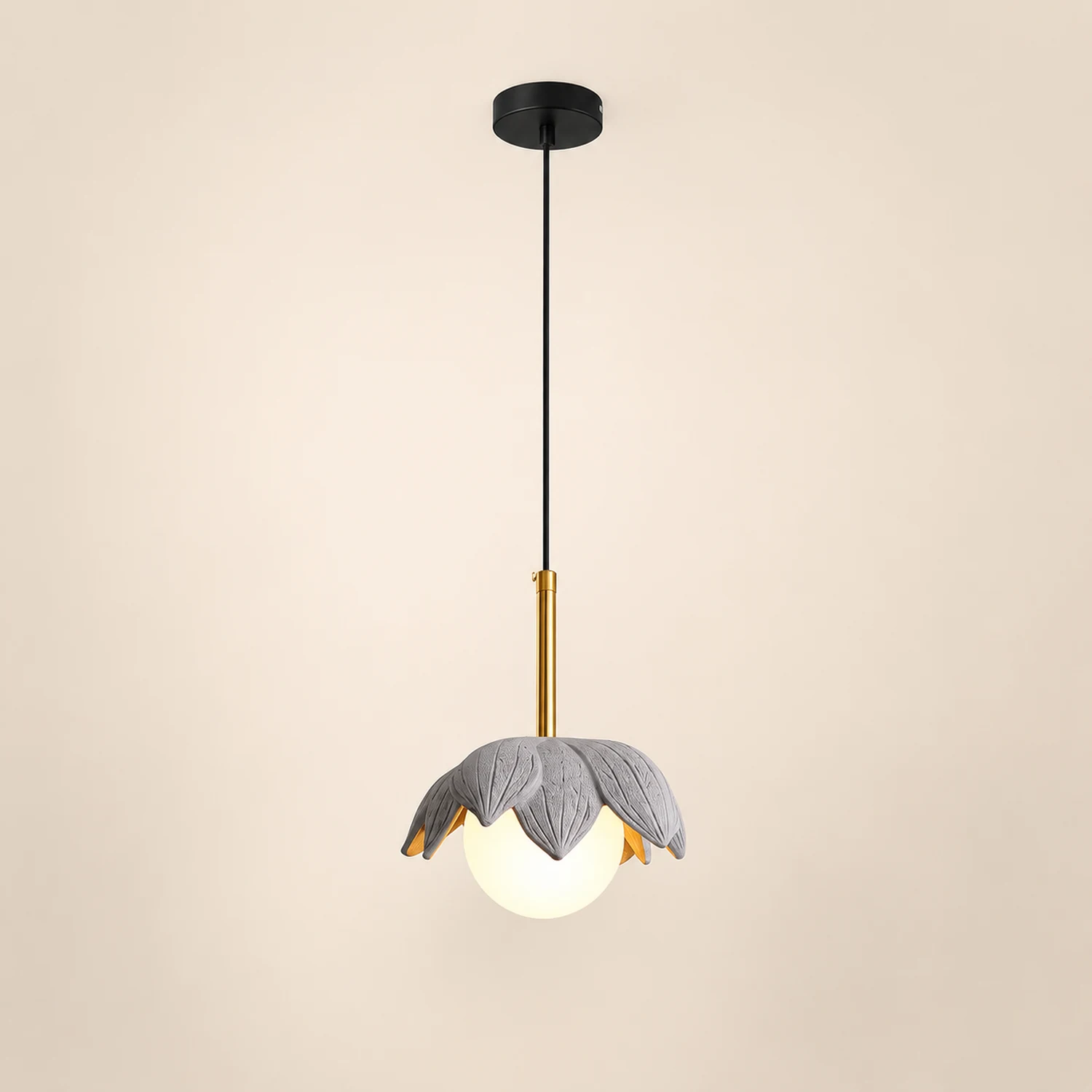 Resin Small Pendant Light - Lumpaz