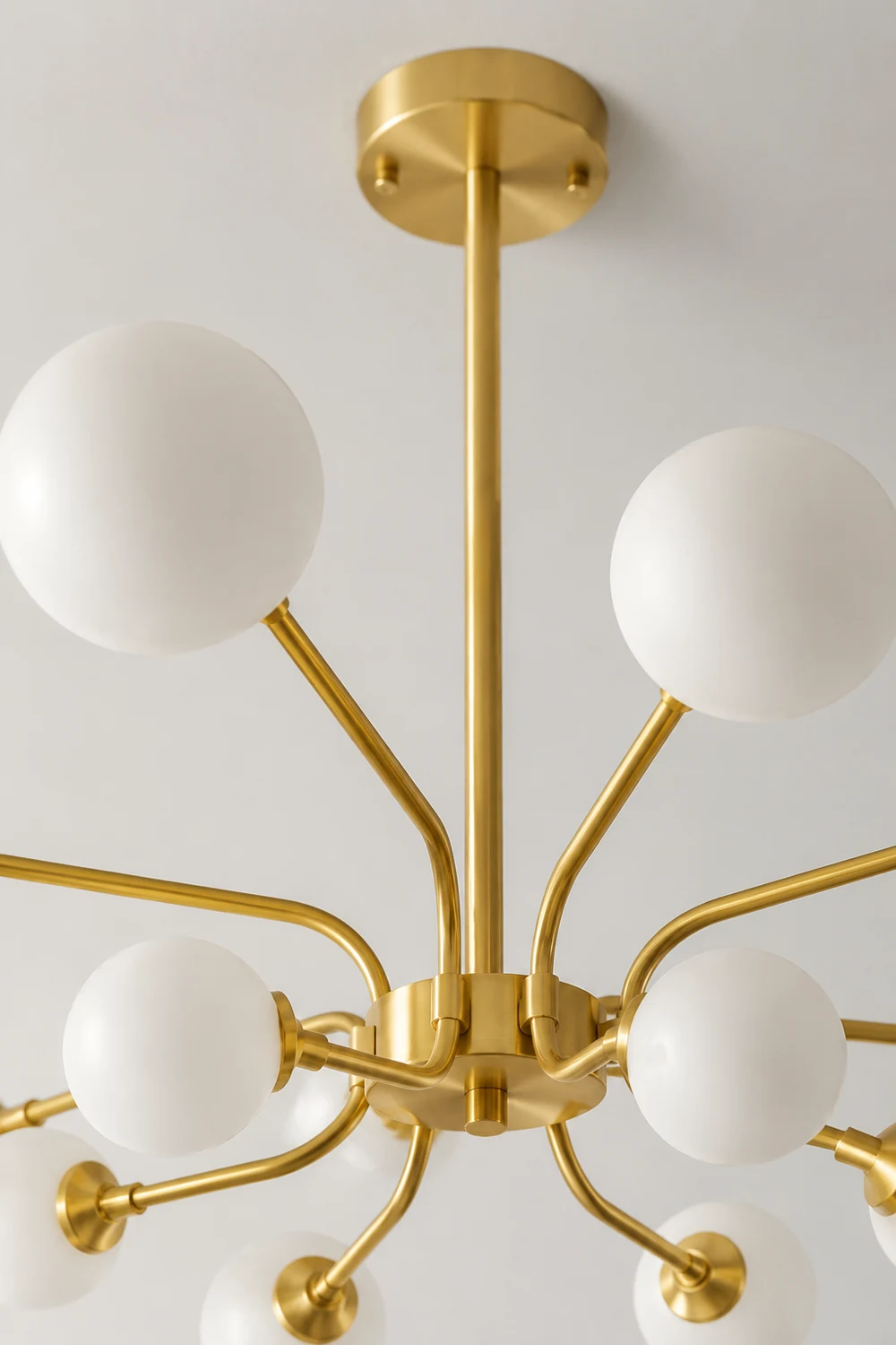 Balloon Ball Chandelier - Lumpaz