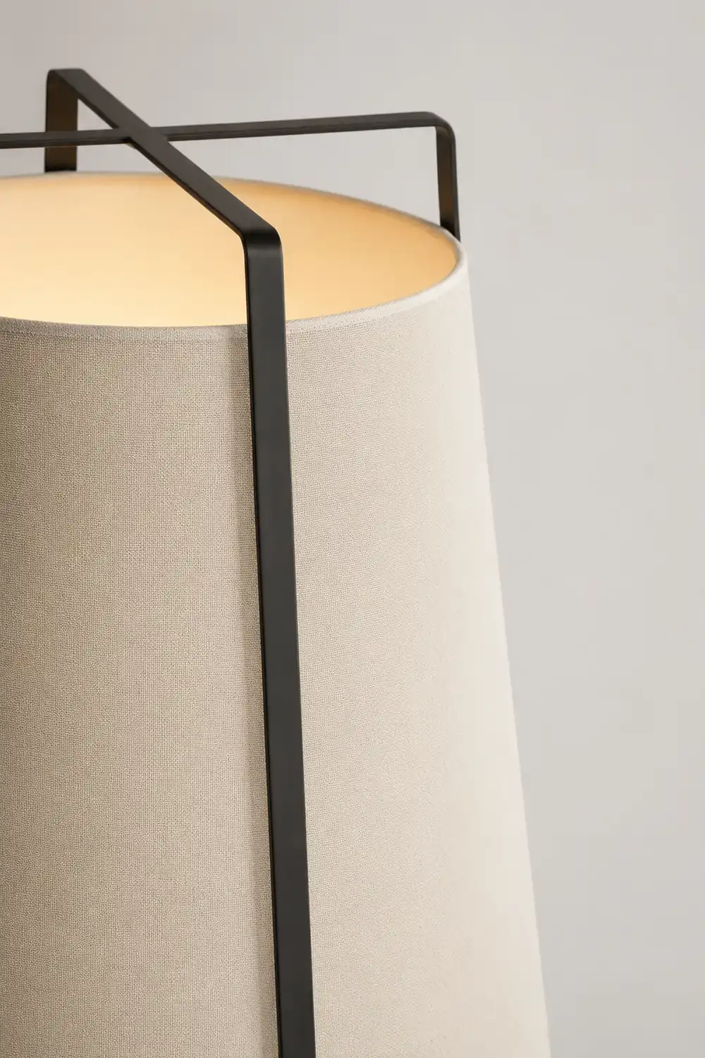 Akane Table Lamp - Lumpaz