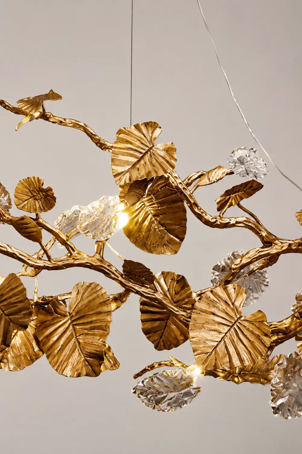 Brass Leaf Chandelier - Lumpaz