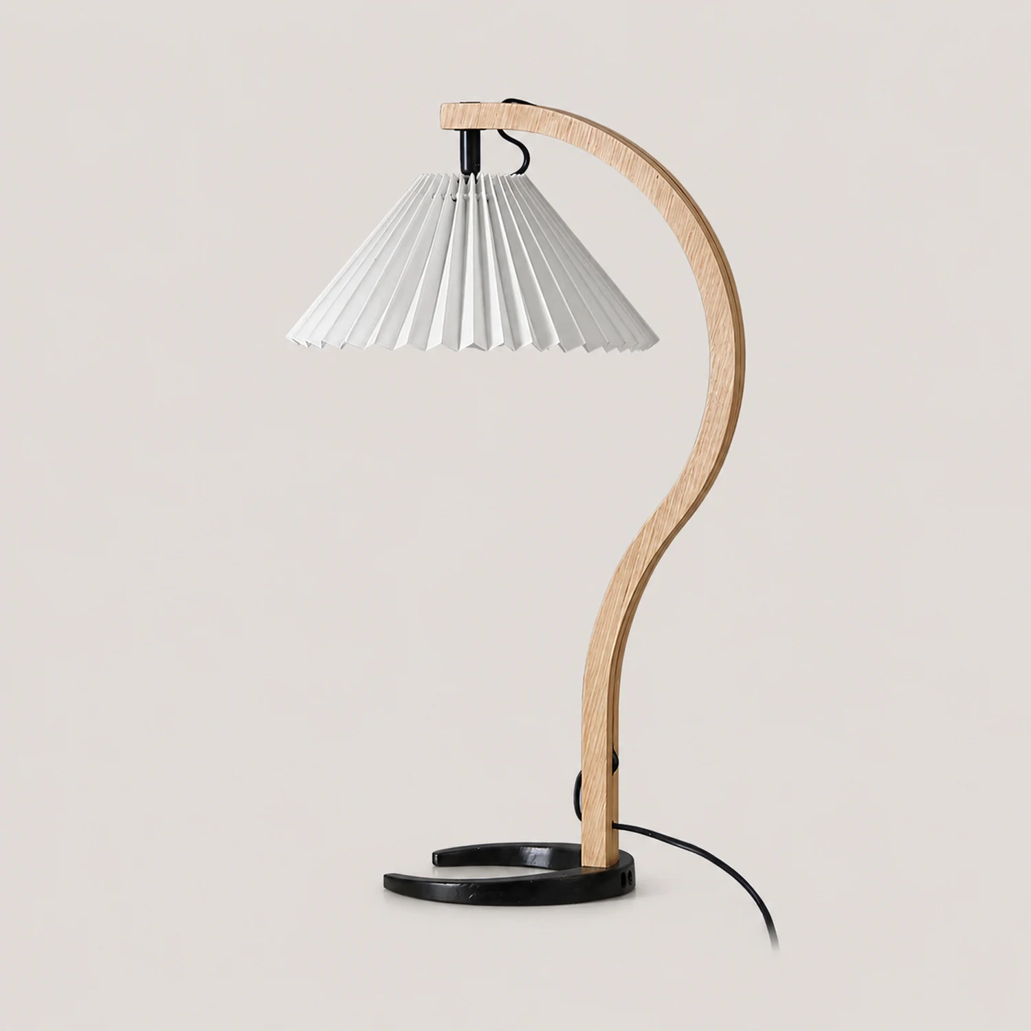 Caprani Wooden Table Lamp - Lumpaz