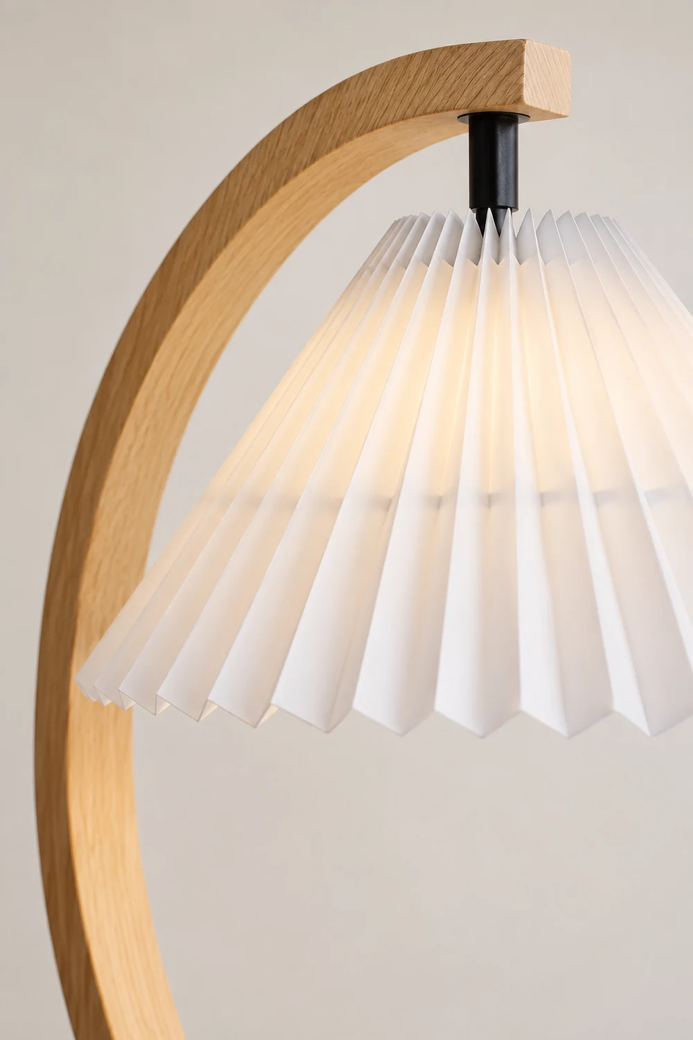Caprani Wooden Table Lamp - Lumpaz