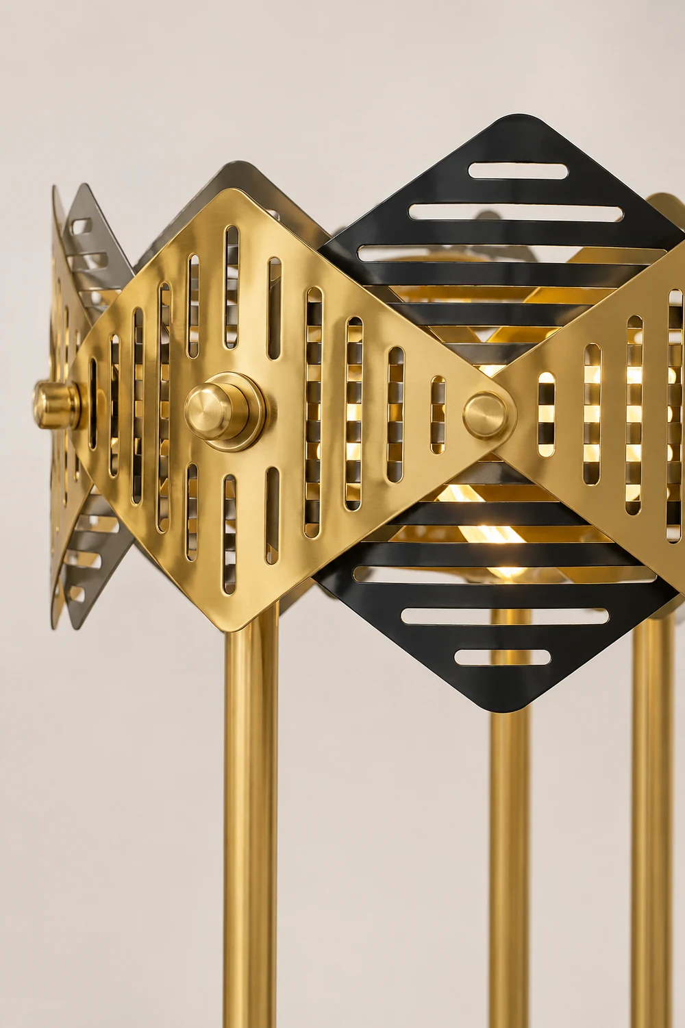 Rote Table Lamp - Lumpaz