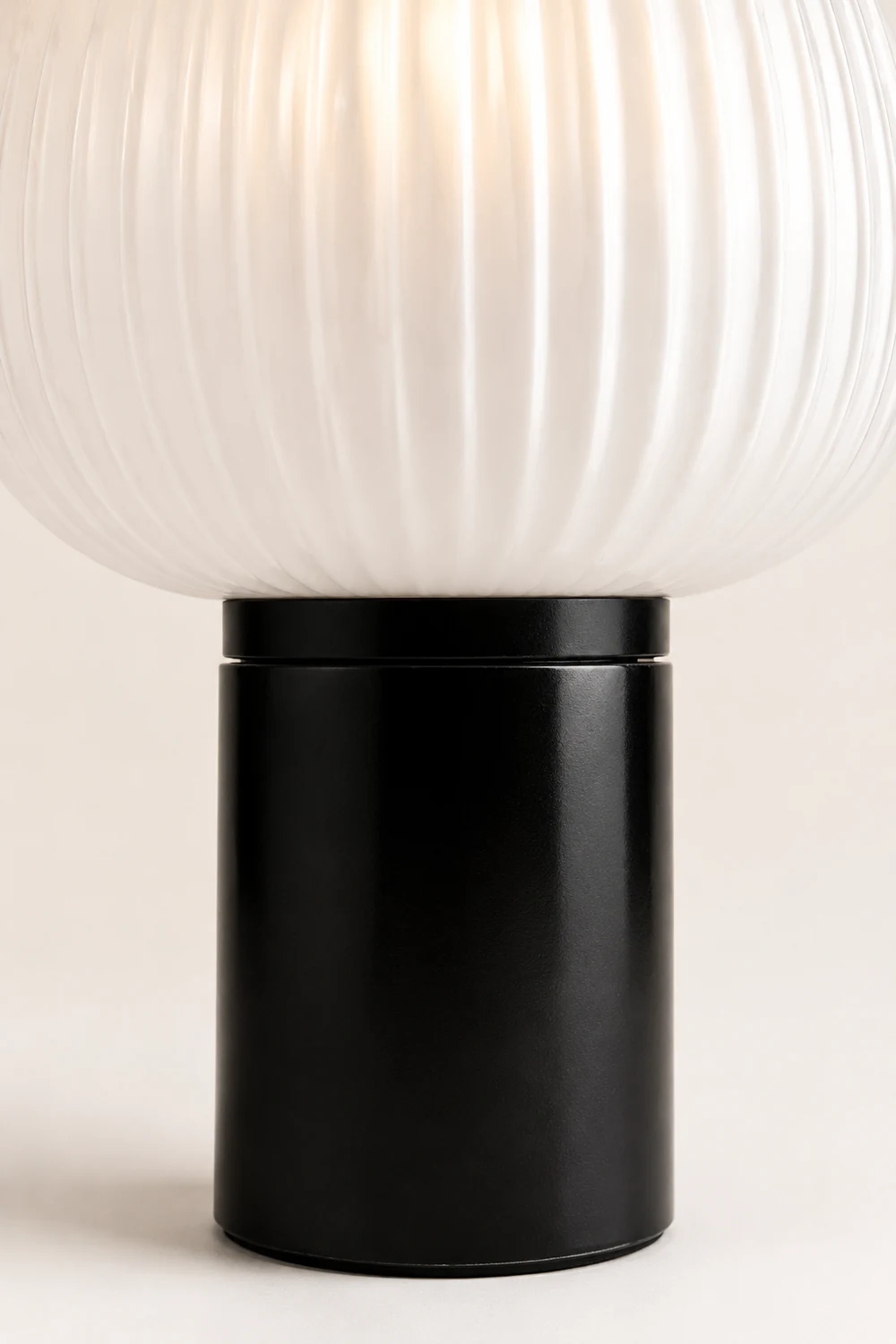 Chanya Table Lamp - Lumpaz