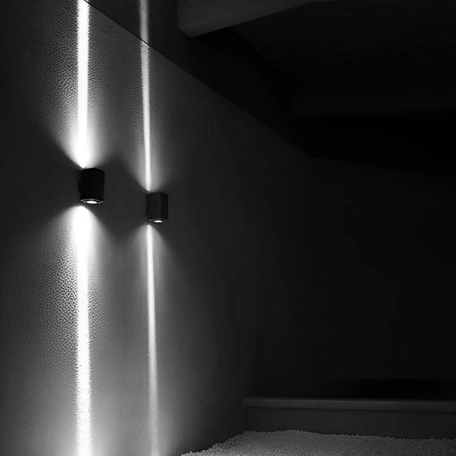 Up Down Lighting LED Outdoor Waterproof Black Modern Wall Washer Light - Lumpaz