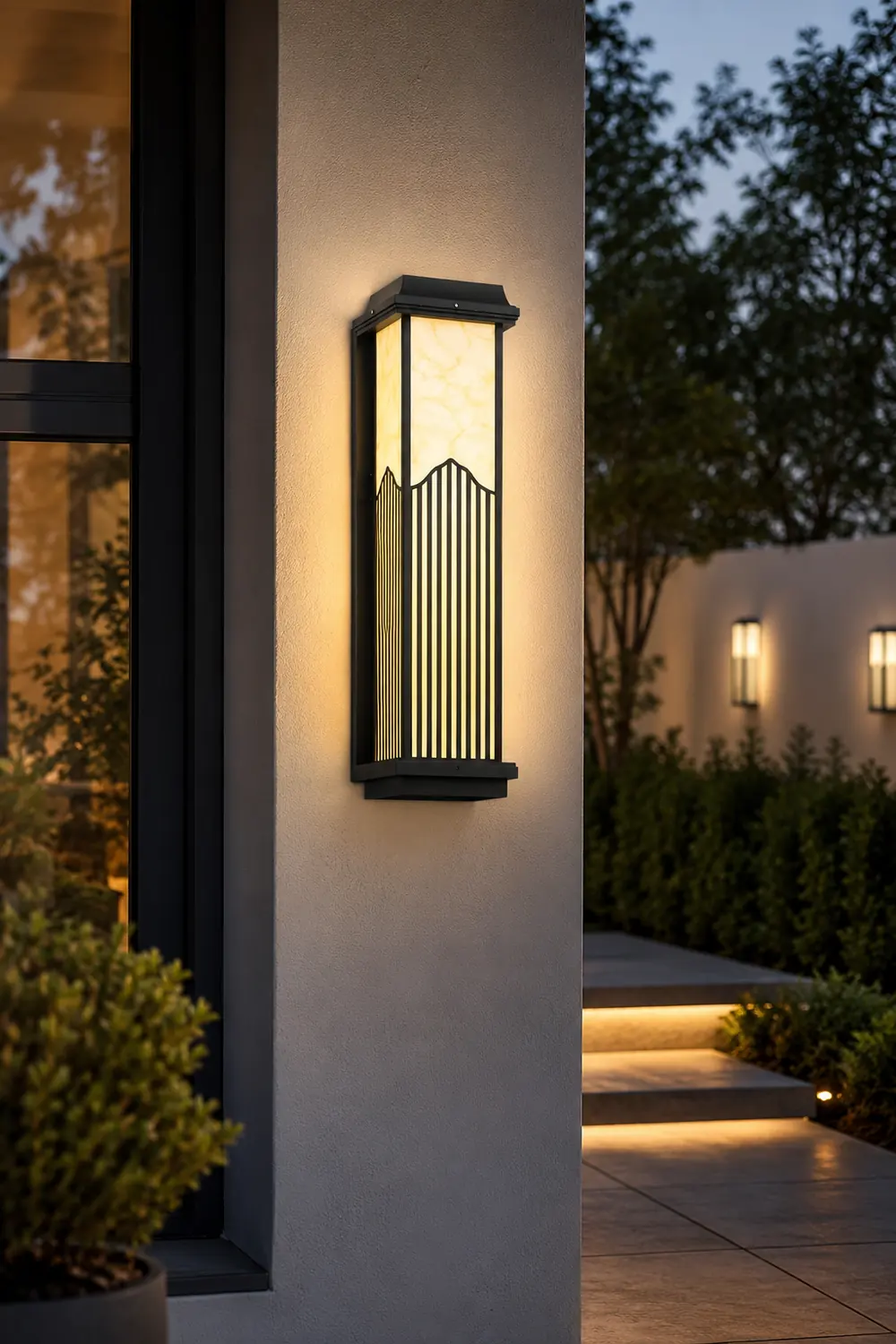 Waterproof Solar Powered Automatic Charging Outdoor Wall Lights with Remote - Lumpaz