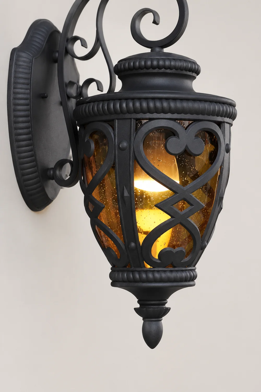Retro Die-Casting Aluminum Waterproof American Outdoor Wall Light Fixture - Lumpaz