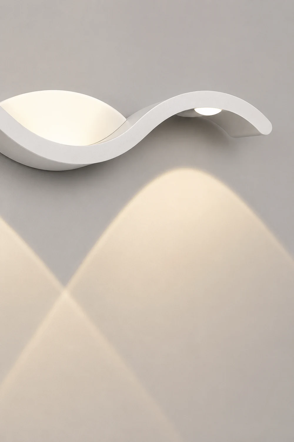 Seagull Creative Waterproof Up Down LED Lighting Outdoor Wall Lights - Lumpaz