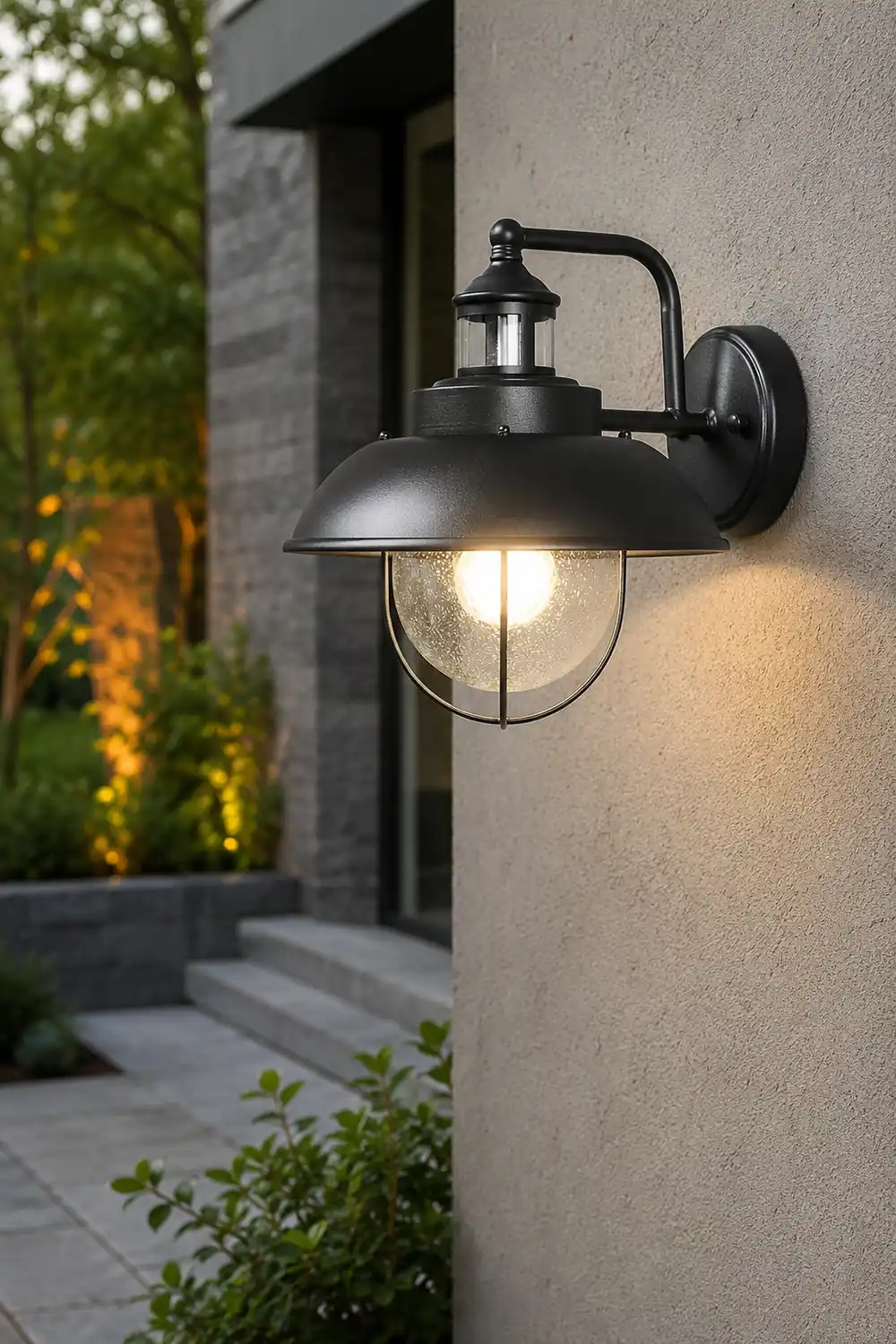 Antique Round Iron Bubbles Glass American Style Outdoor Wall Lights - Lumpaz