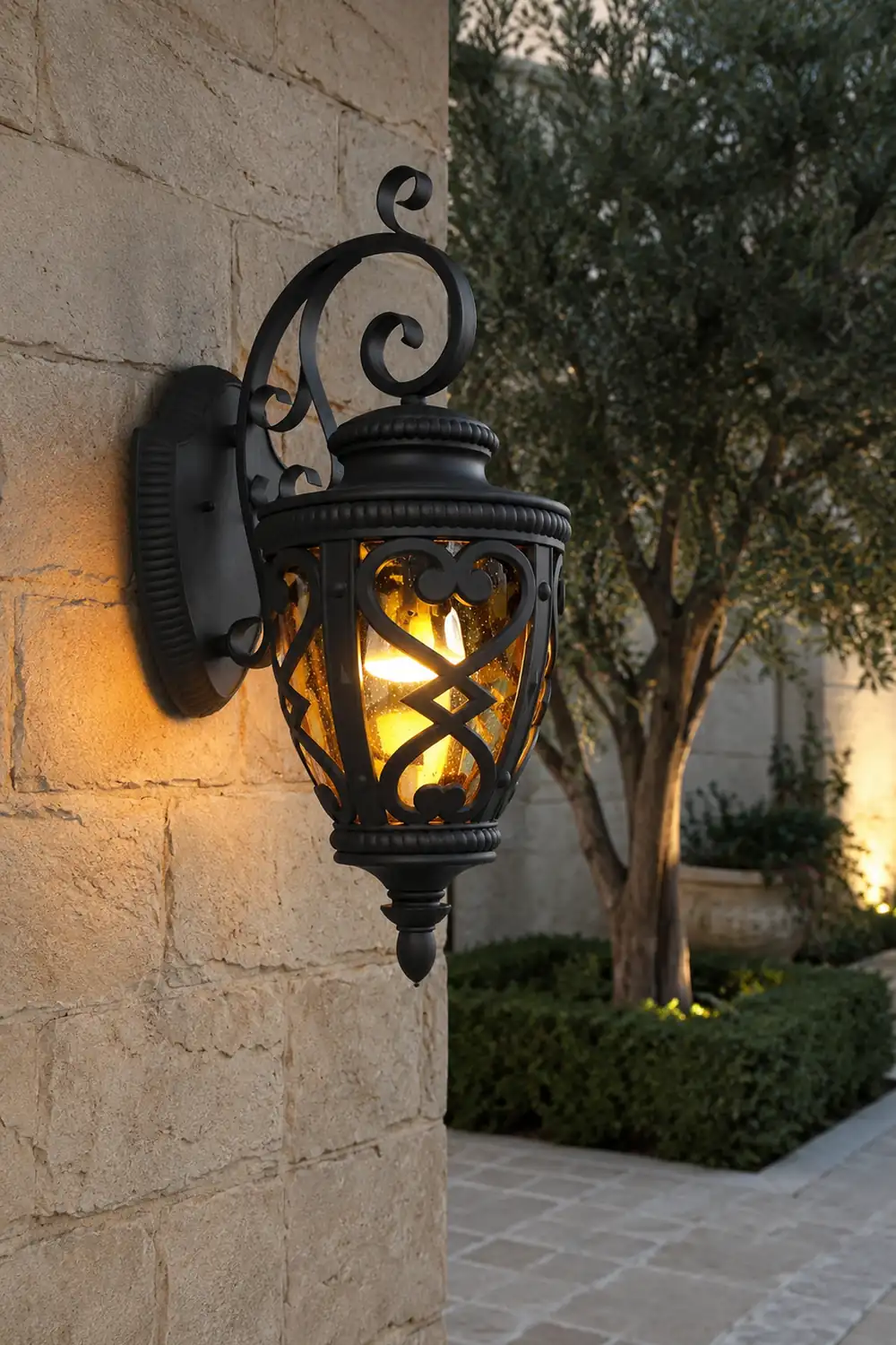 Retro Die-Casting Aluminum Waterproof American Outdoor Wall Light Fixture - Lumpaz