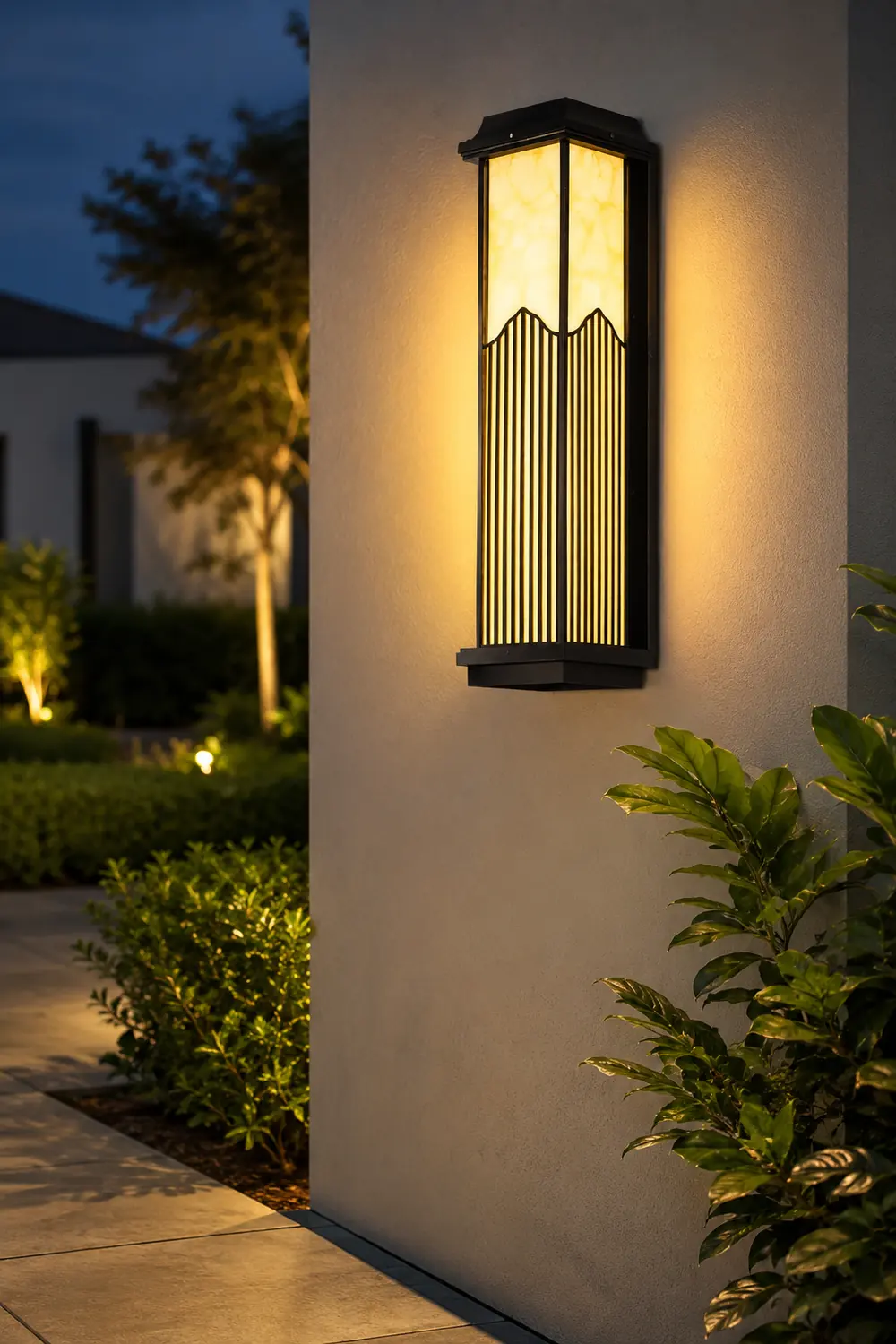 Waterproof Solar Powered Automatic Charging Outdoor Wall Lights with Remote - Lumpaz
