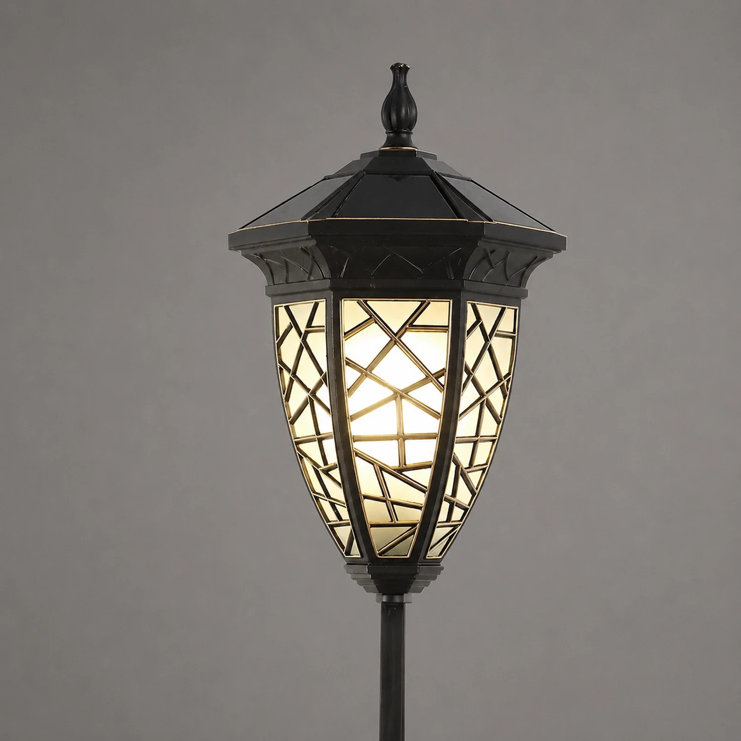 Retro Pattern Waterproof Black American Style Solar Powered Wall Lamp - Lumpaz