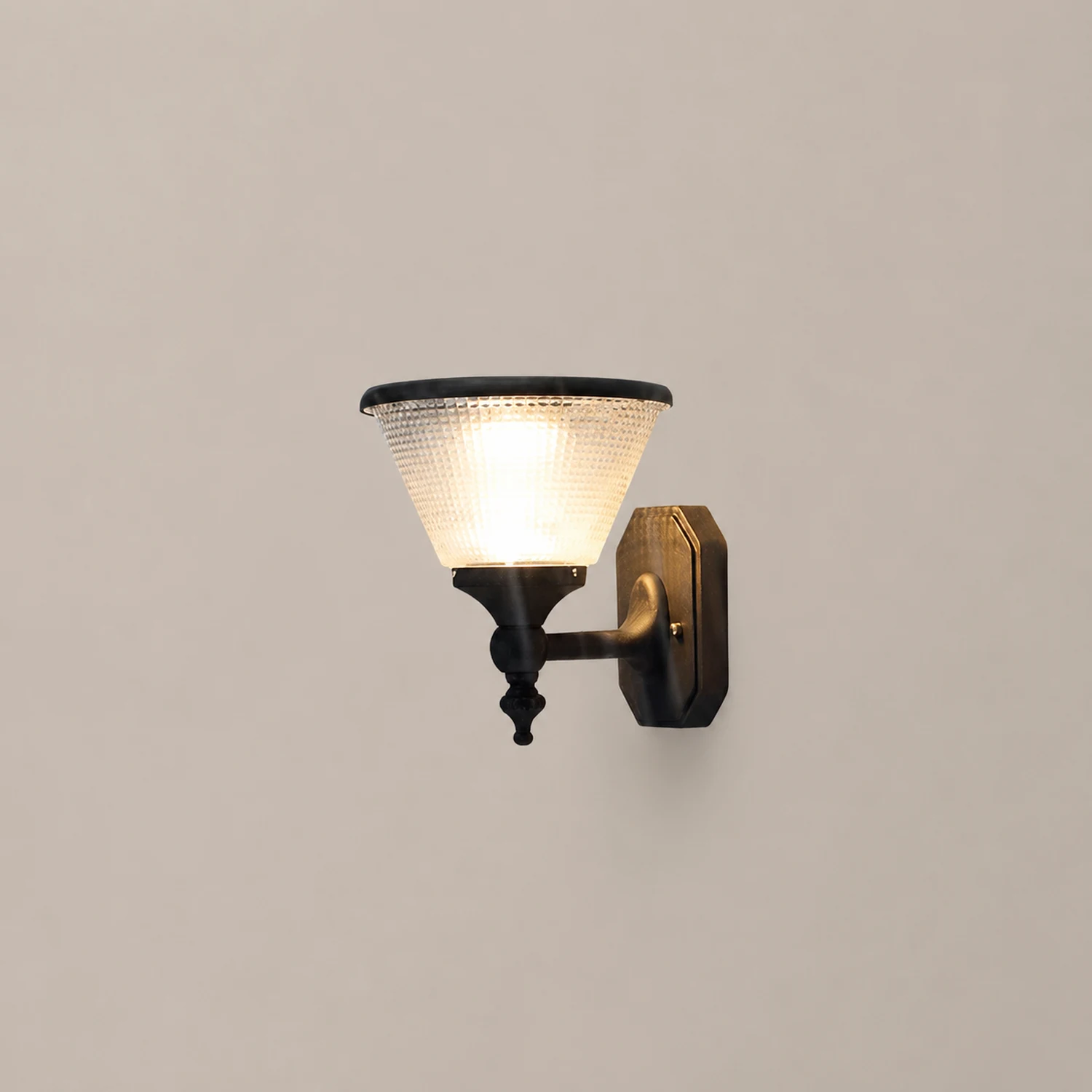 Round Waterproof LED Three Step Dimming with Remote Solar Wall Lights - Lumpaz