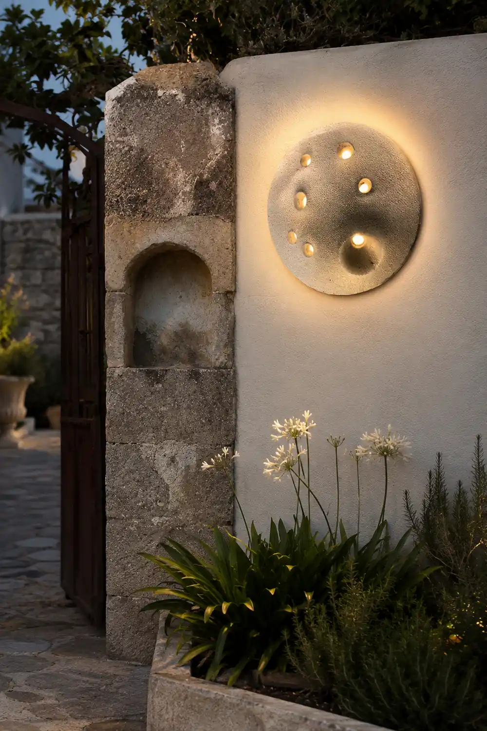 Round Creative Cement Lunar Crater Waterproof LED Outdoor Wall Lamp - Lumpaz