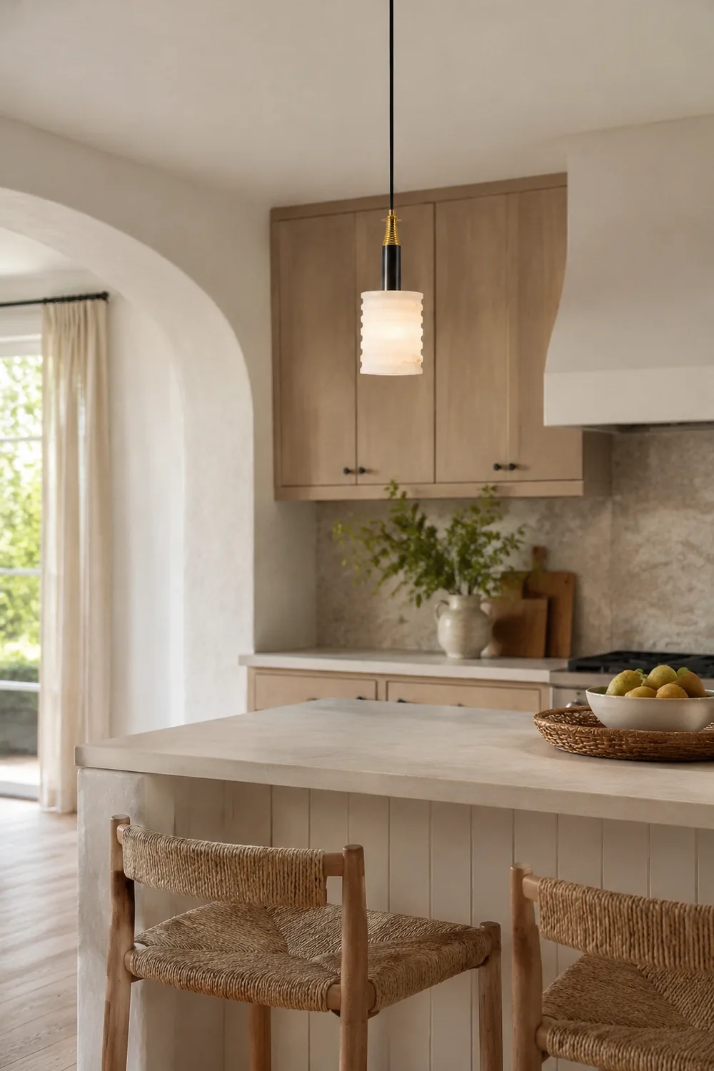 Alabaster Pendant Lamp - Lumpaz