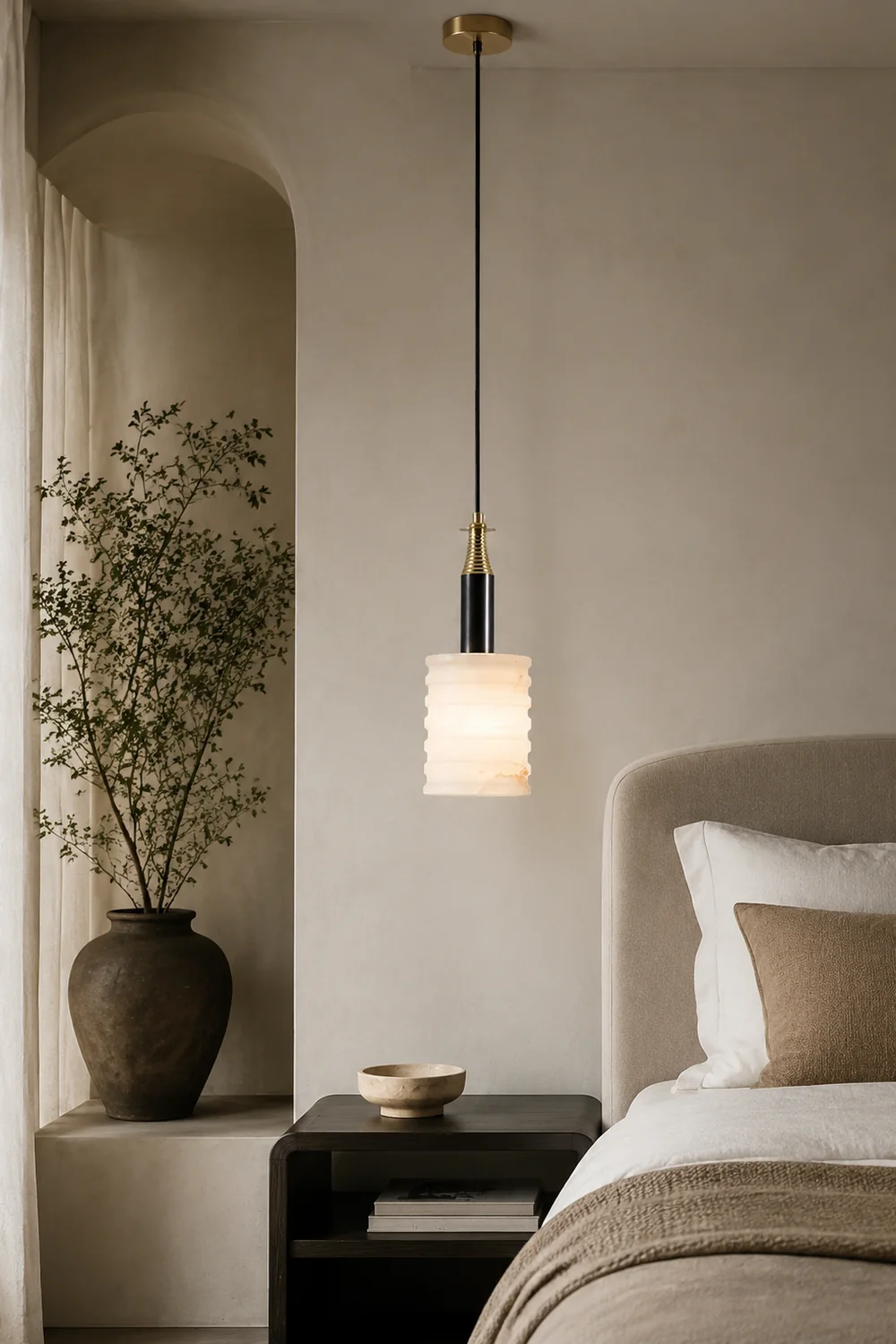 Alabaster Pendant Lamp - Lumpaz