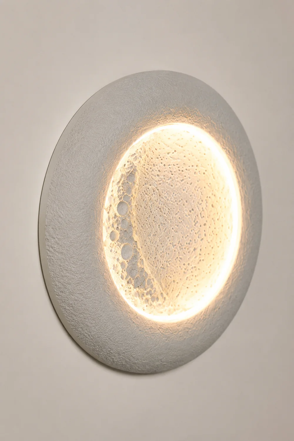Creative Moon Shaped Waterproof LED 10W Modern Wall Lamp Exterior Decor - Lumpaz