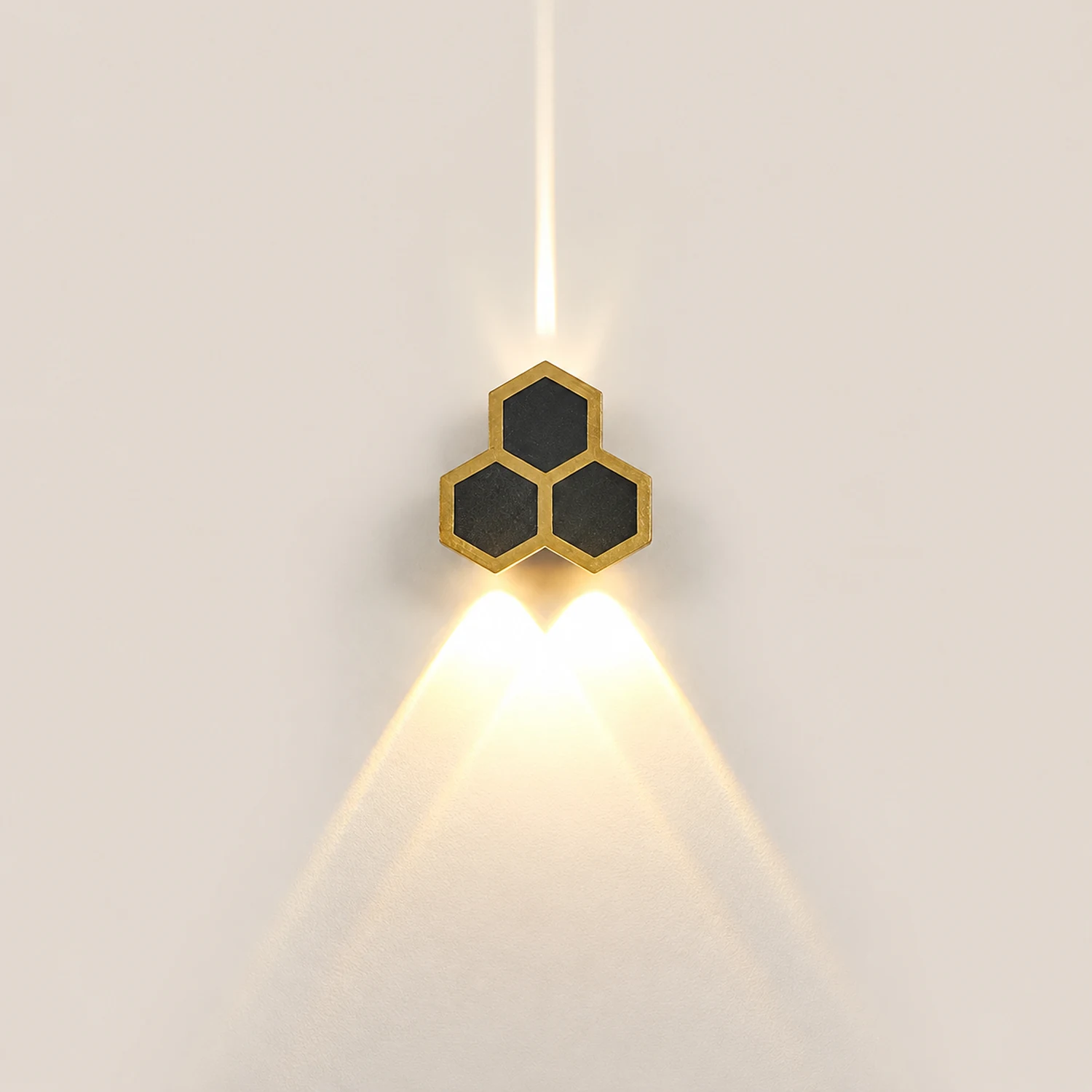 Beehive-shaped LED Up and Down Lights Waterproof Modern Wall Washer Light - Lumpaz