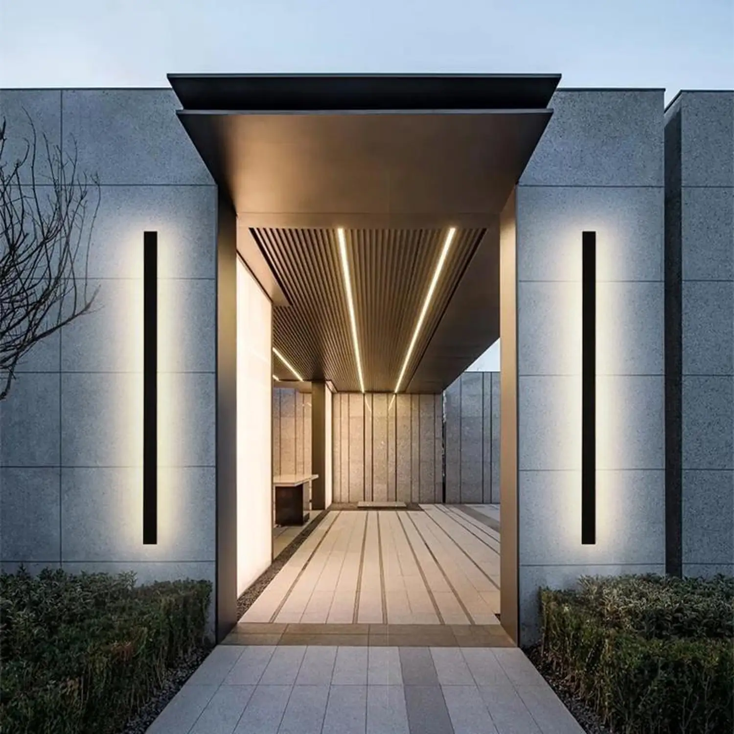 Outdoor Waterproof Long Strip Metal Black Modern LED Outdoor Wall Lights - Lumpaz
