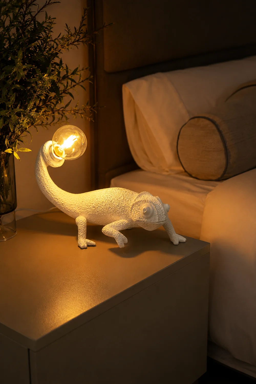Chameleon Table Lamp - Lumpaz