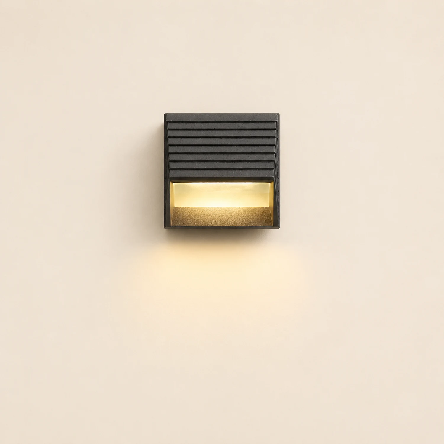 Modern Minimalist Outdoor Waterproof LED Wall Light for Villa Garden Balcony Stairs - Lumpaz