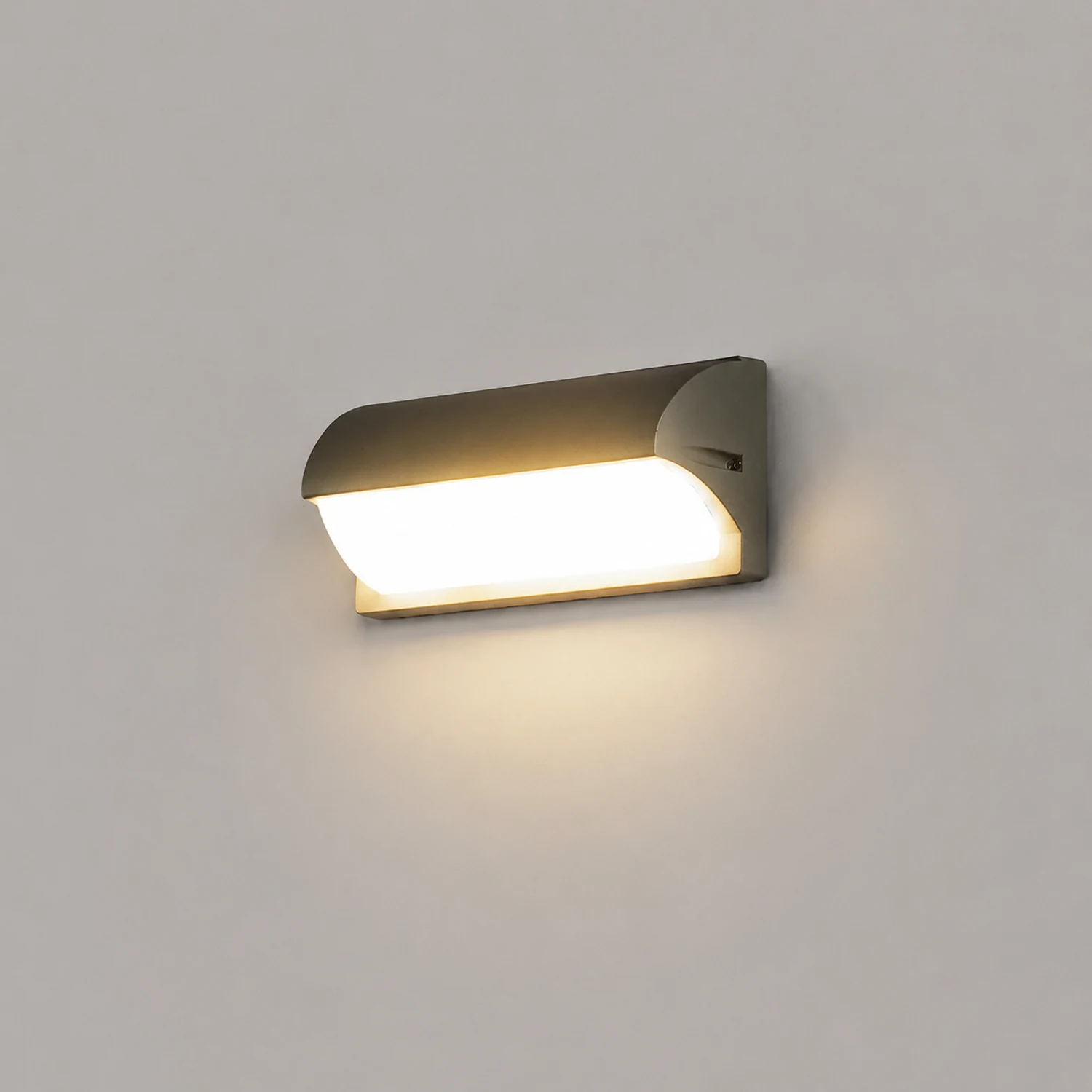 Modern Minimalist LED Waterproof Wall Light for Outdoor Villa Courtyard Balcony - Lumpaz