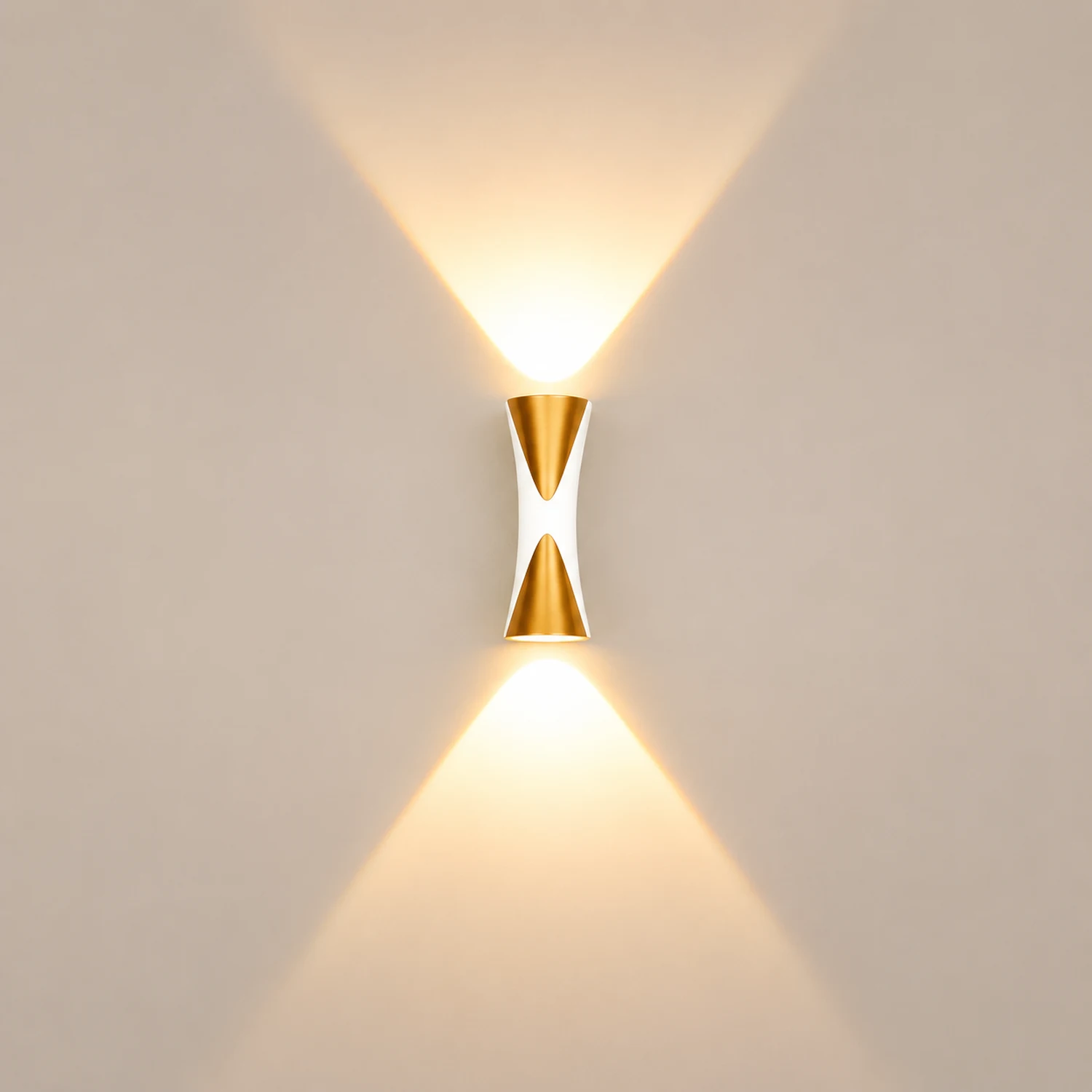 Creative Up and Down Lights LED Waterproof Modern Outdoor Wall Lamp - Lumpaz