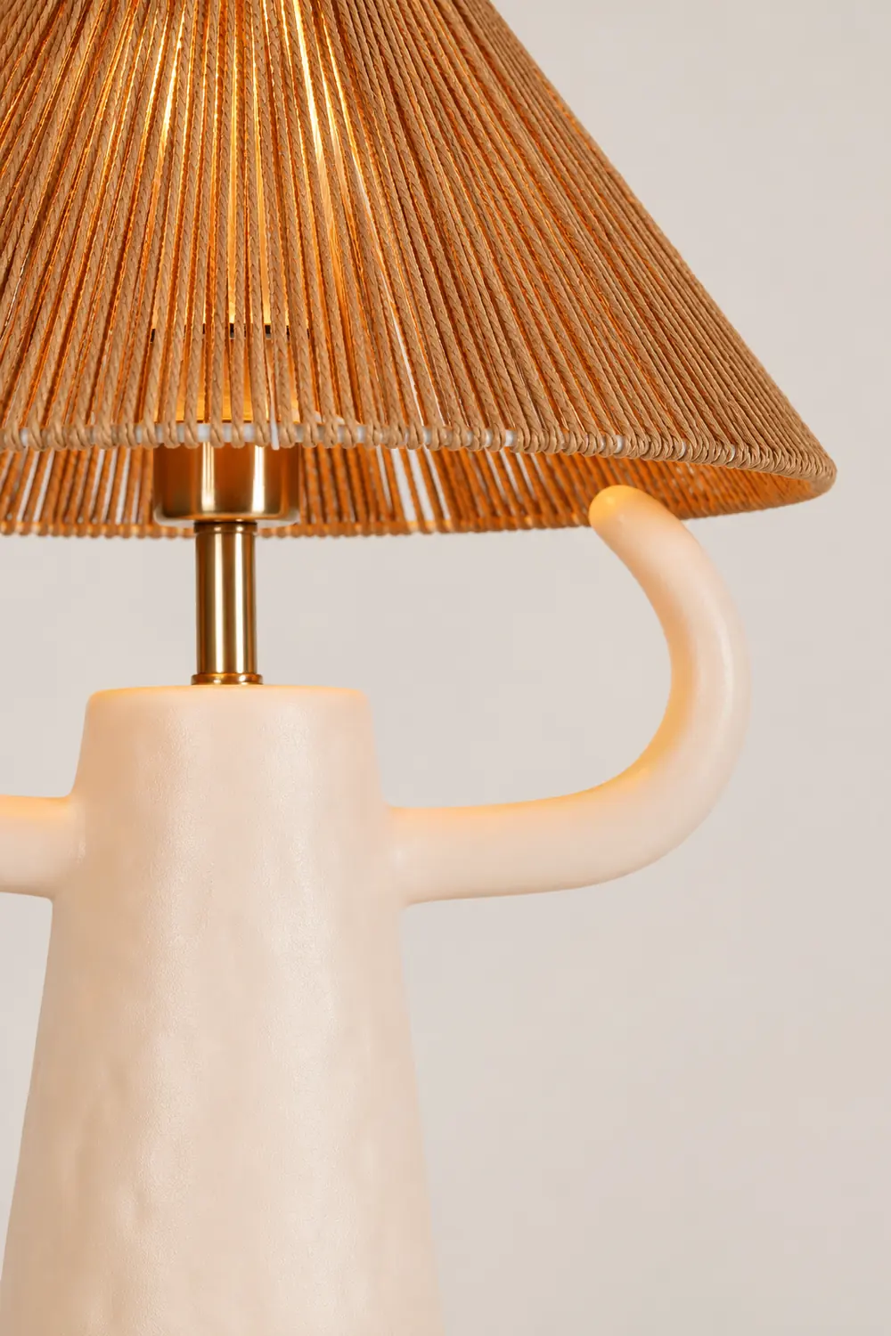 Horns Ceramic Table Lamp - Lumpaz