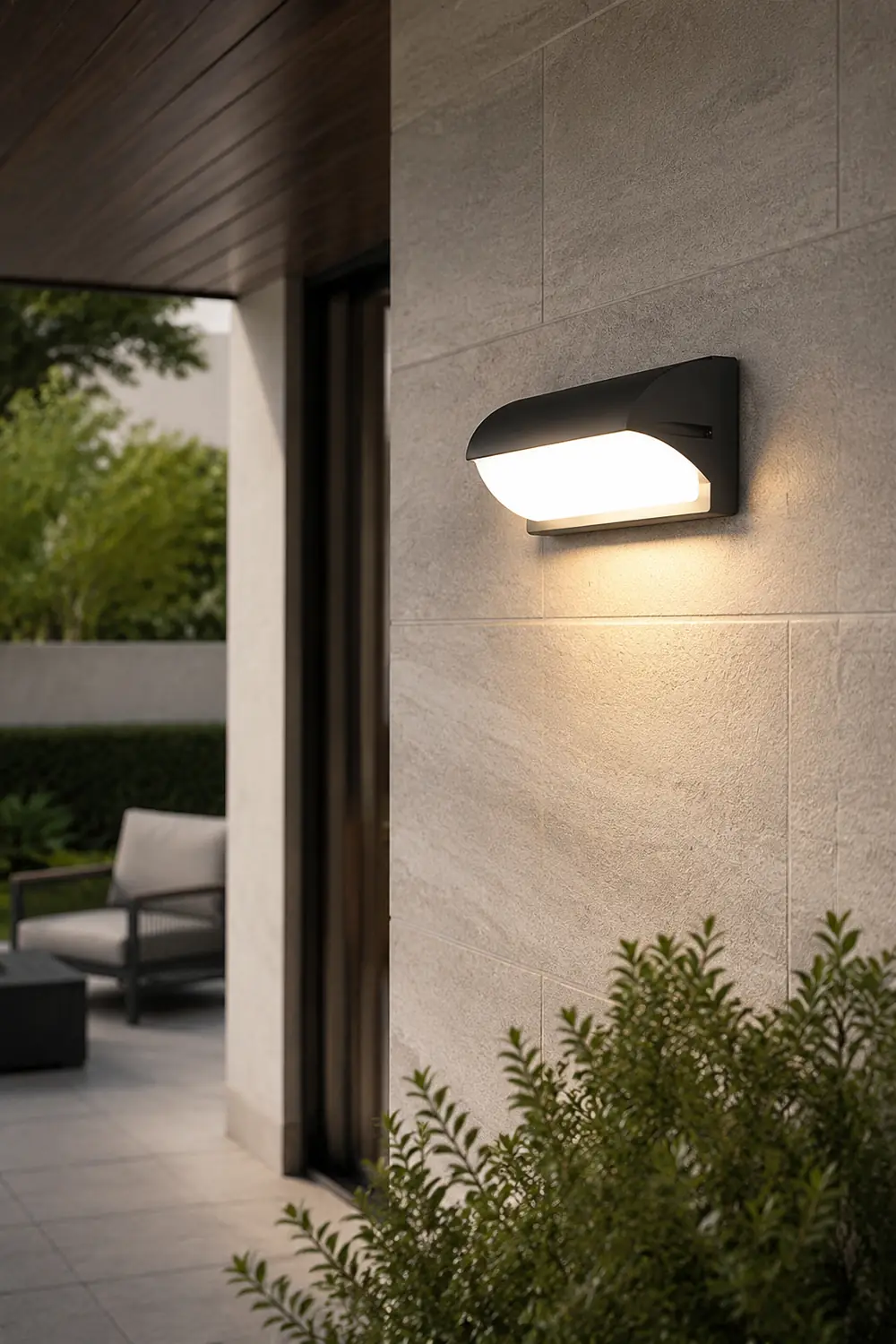 Modern Minimalist LED Waterproof Wall Light for Outdoor Villa Courtyard Balcony - Lumpaz