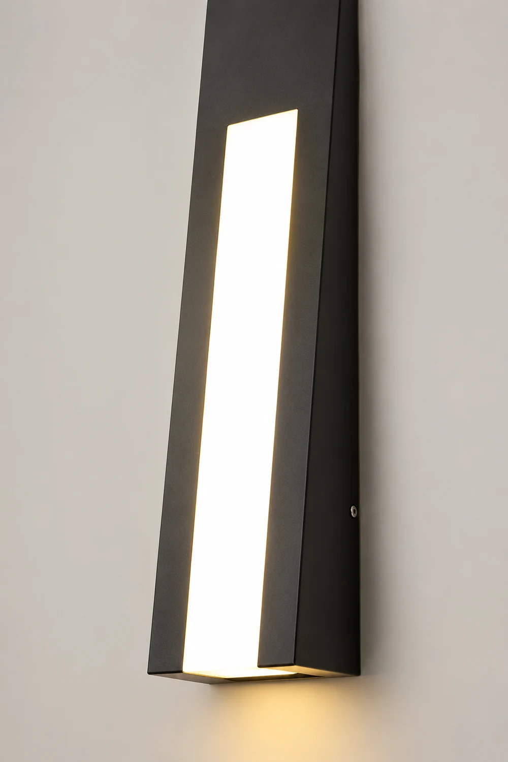 Minimalist LED Waterproof Black Modern Outdoor Wall Lamp Exterior Lights - Lumpaz