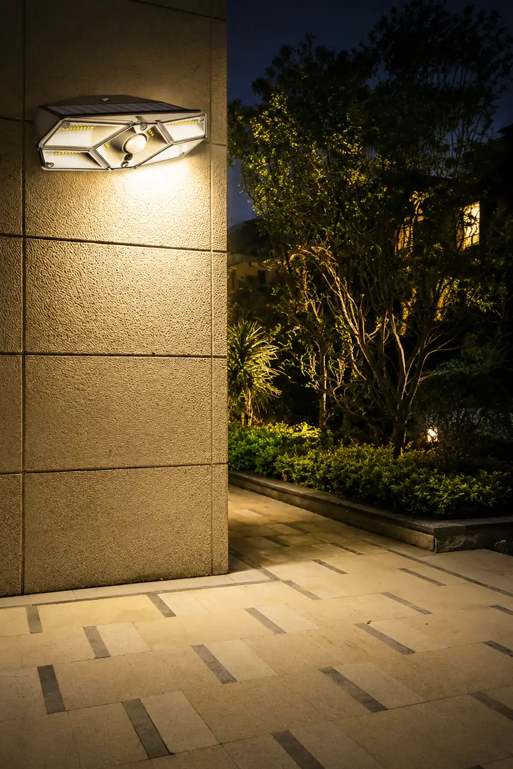 Solar Energy Wall Lamp Motion Sensor LED Outdoor Wall Sconces Lighting - Lumpaz
