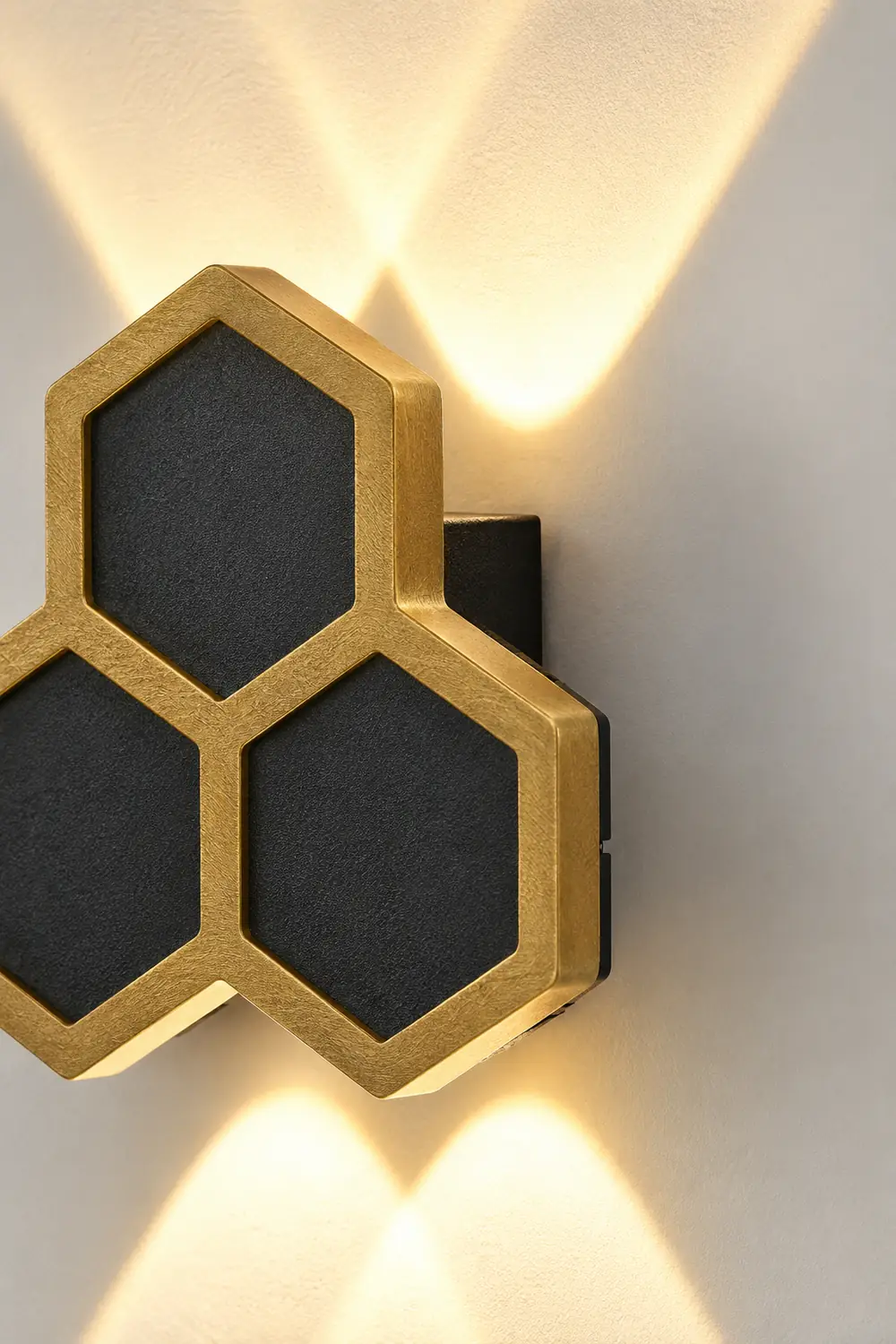 Beehive-shaped LED Up and Down Lights Waterproof Modern Wall Washer Light - Lumpaz