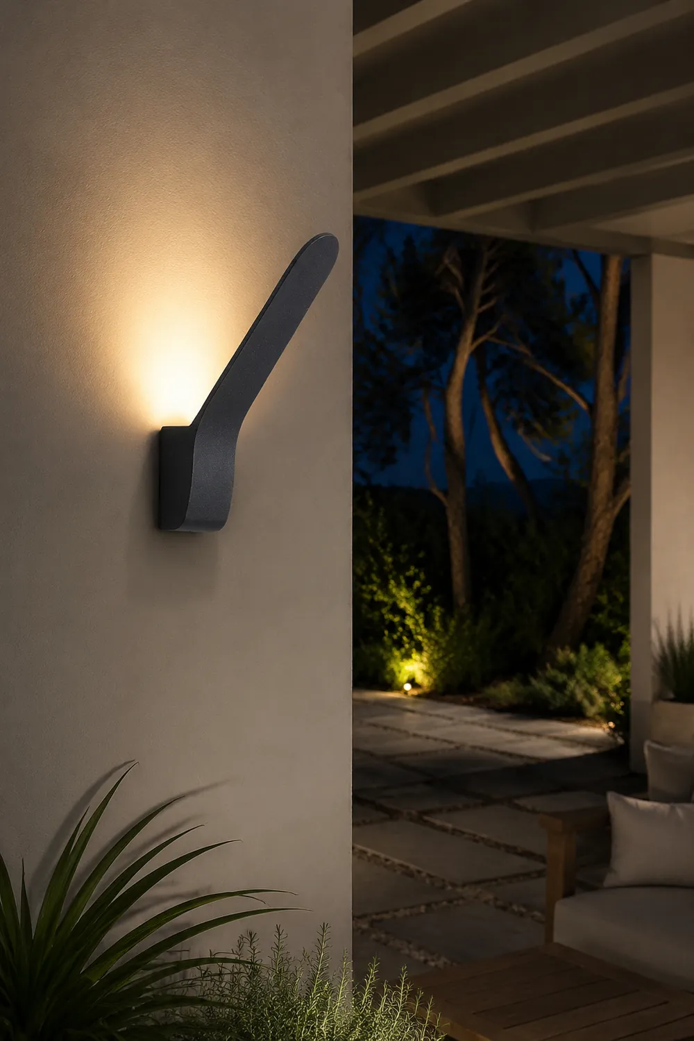 Modern Minimalist LED Waterproof Wall Light for Outdoor Courtyard Aisle Balcony - Lumpaz