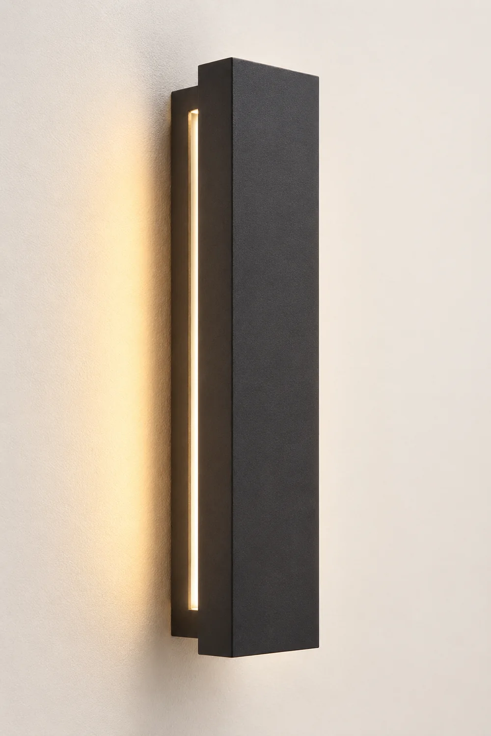 Outdoor Modern Waterproof Long Strip Bright LED Wall Light for Villa Courtyard - Lumpaz