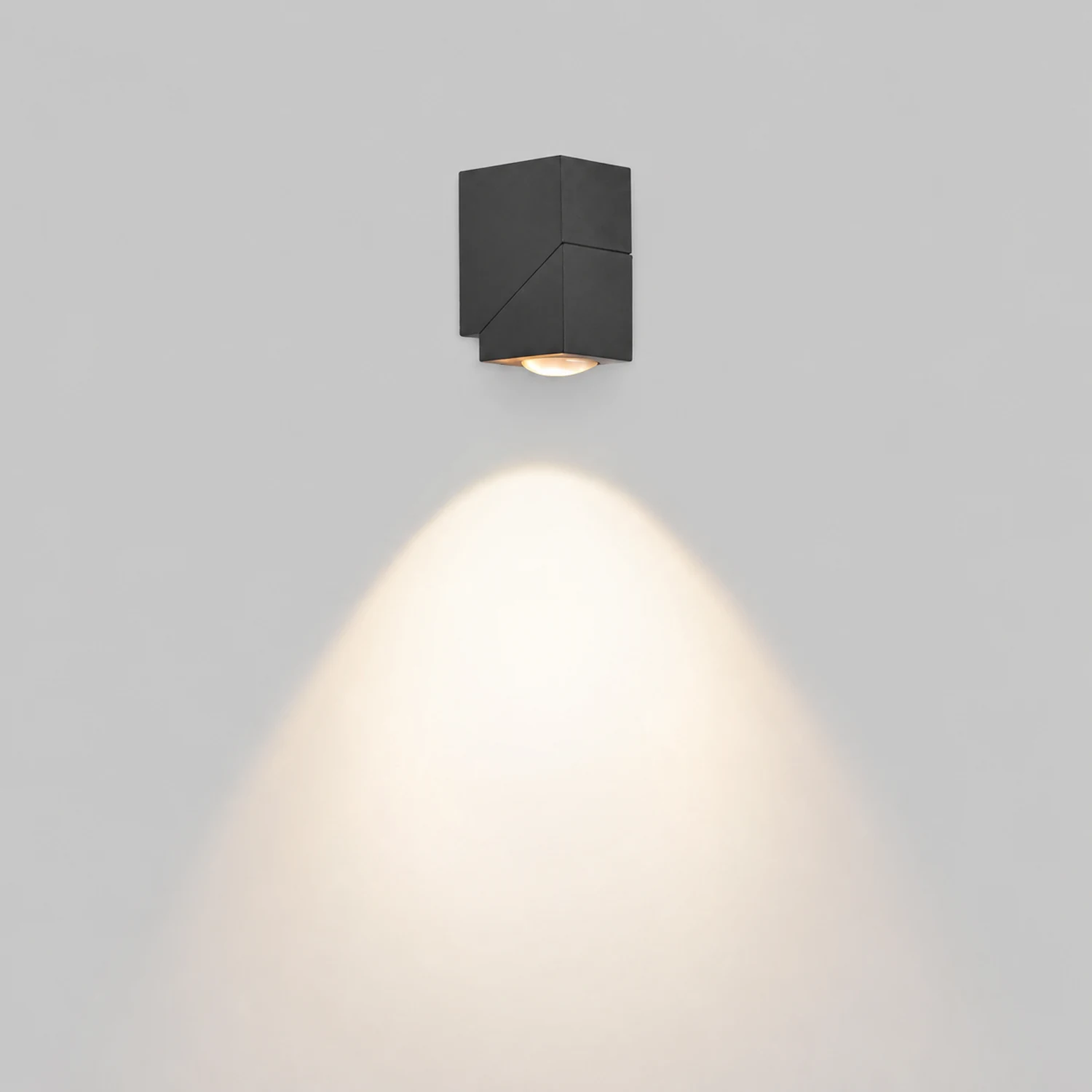 Adjustable Up and Down Light Motion Sensor Waterproof Black Wall Lamp - Lumpaz