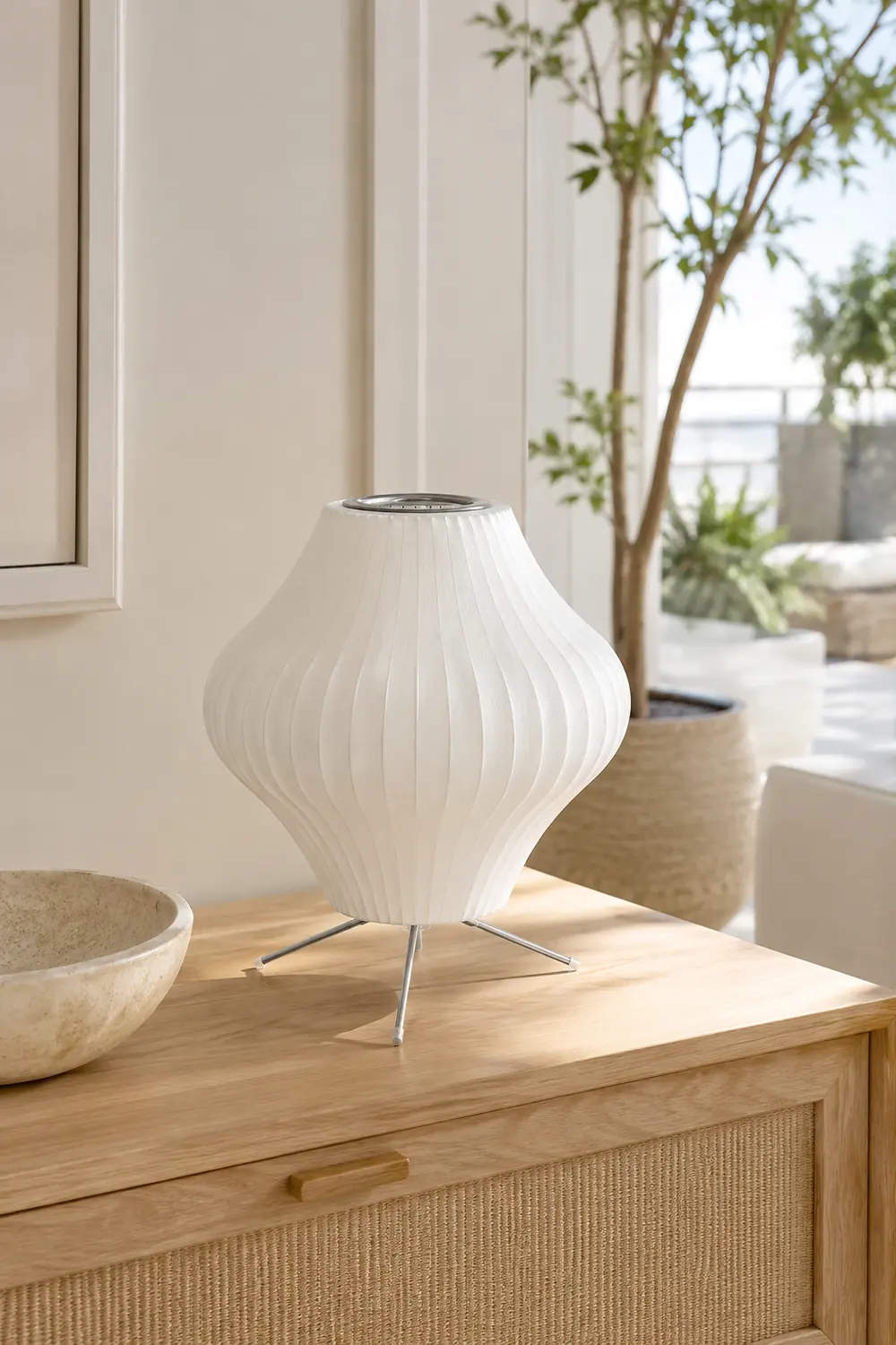 Nelson Tripod Table Lamp - Lumpaz