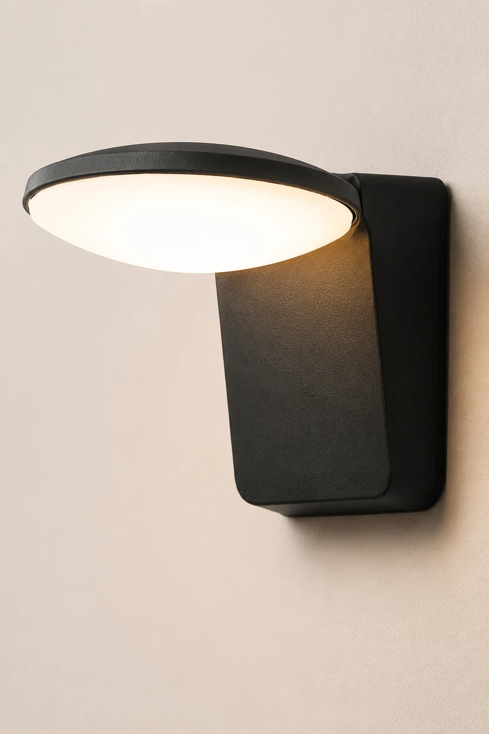 Waterproof Modern Simple Outdoor Solar LED Wall Light for Terrace Balcony - Lumpaz