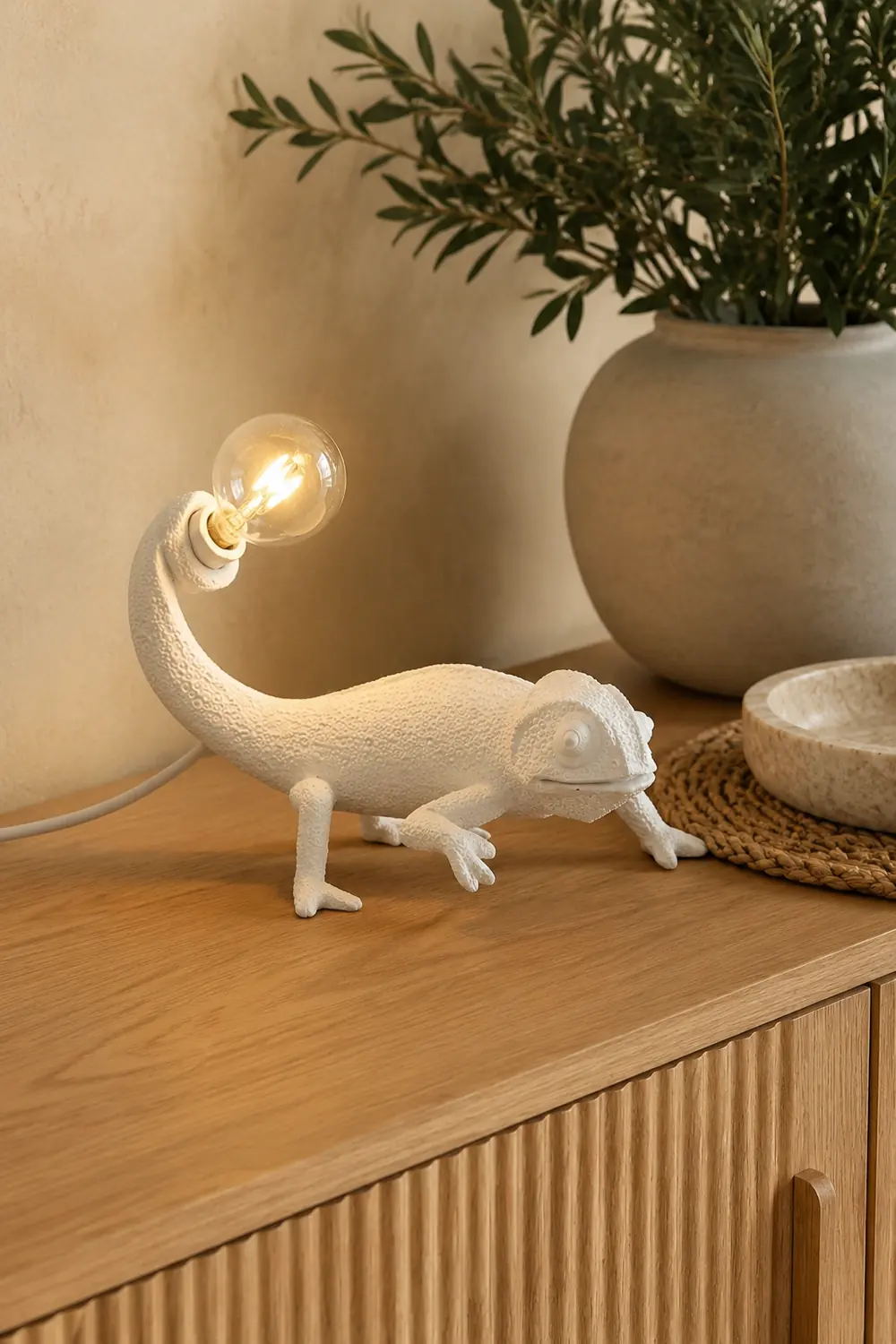 Chameleon Table Lamp - Lumpaz