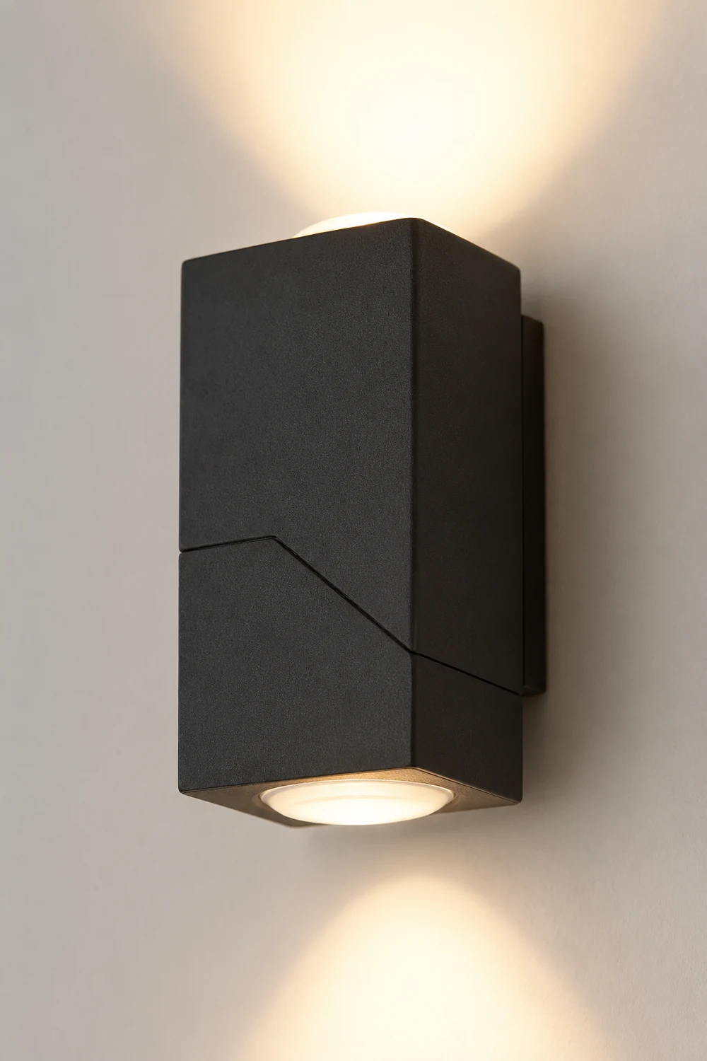Adjustable Up and Down Light Motion Sensor Waterproof Black Wall Lamp - Lumpaz