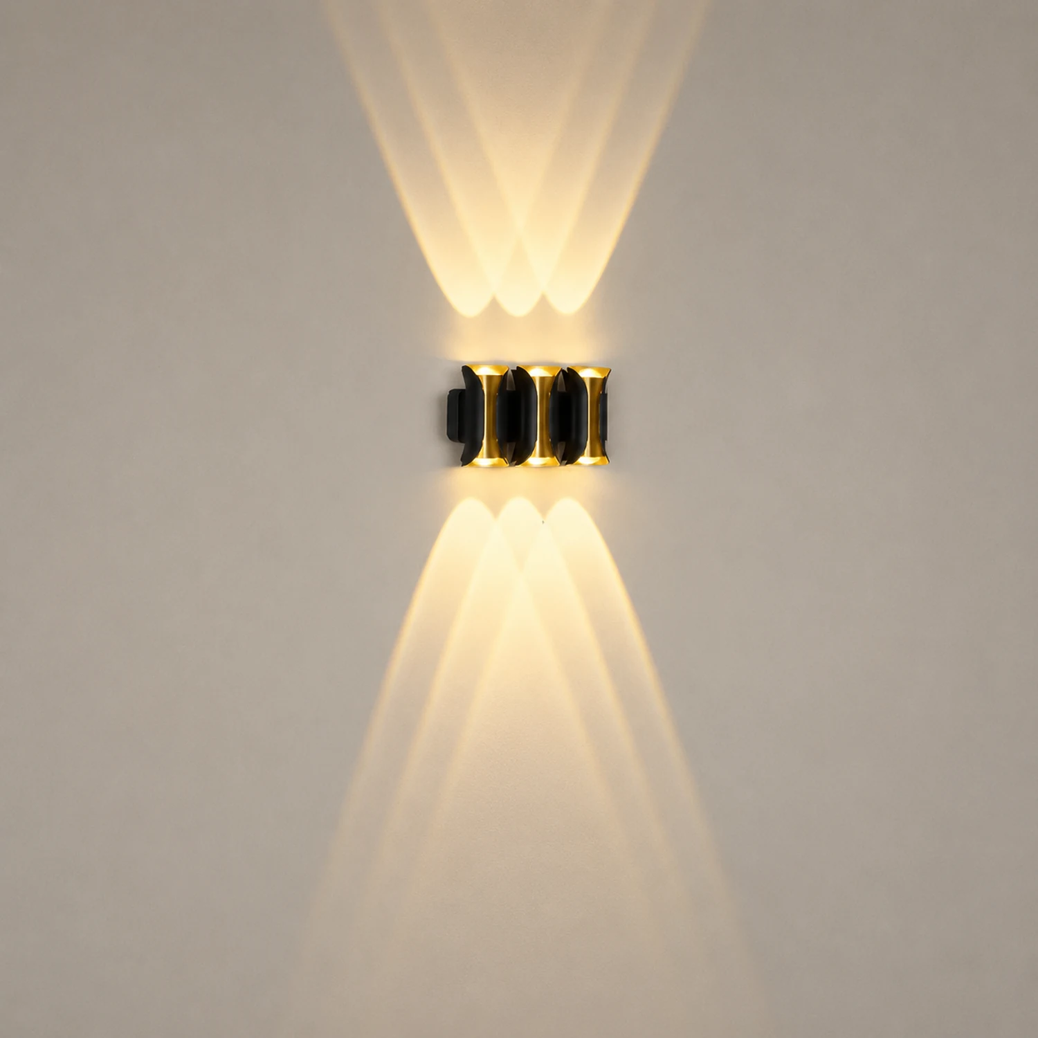 Waterproof Up and Down Lights LED Modern Outdoor Wall Sconce Lighting - Lumpaz