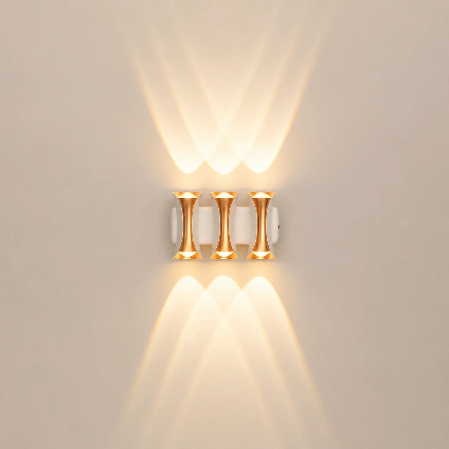 Waterproof Up and Down Lights LED Modern Outdoor Wall Sconce Lighting - Lumpaz