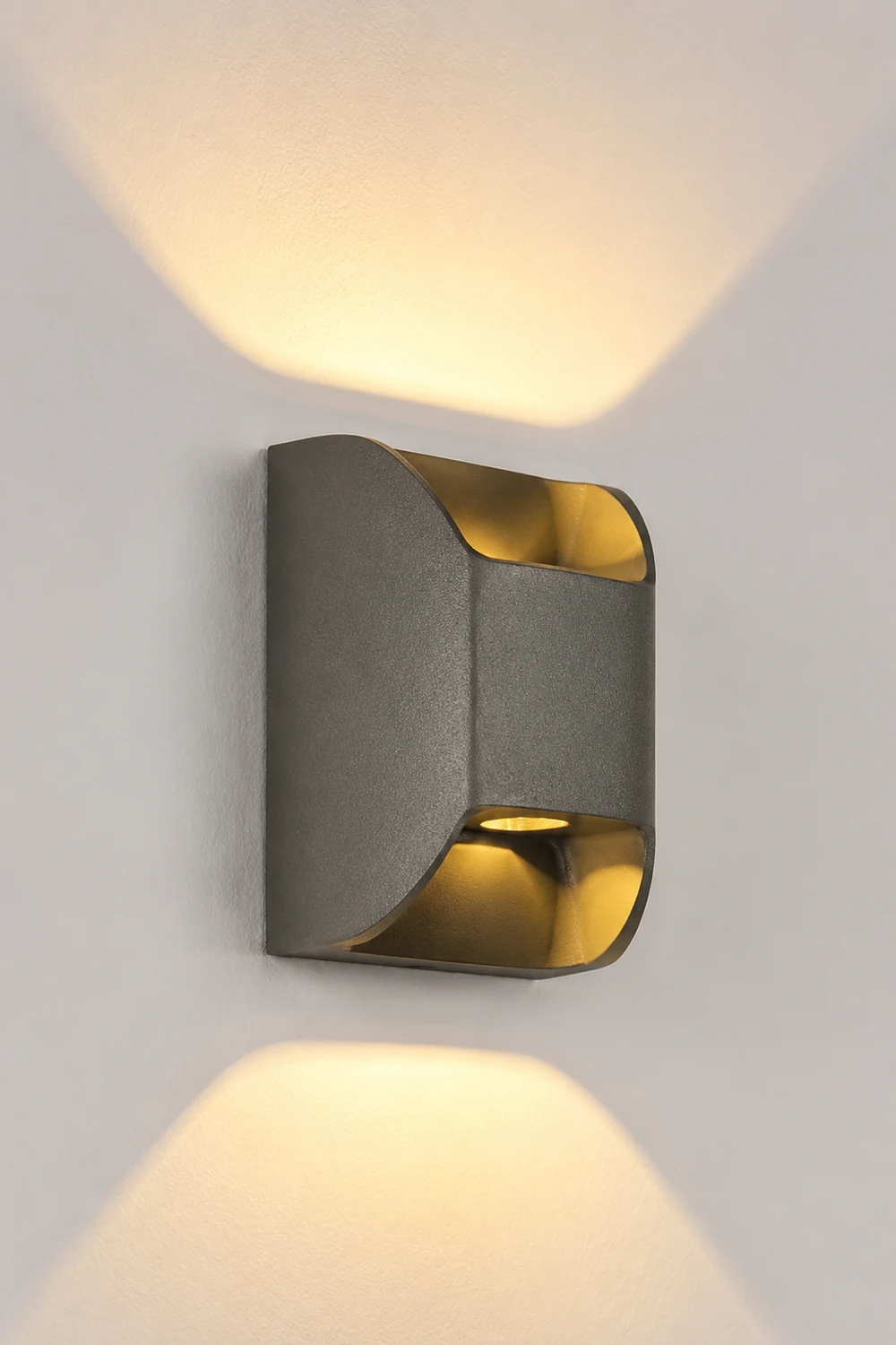 Outdoor Waterproof LED Wall Light for Villa Foyer Garden Corridor Balcony - Lumpaz