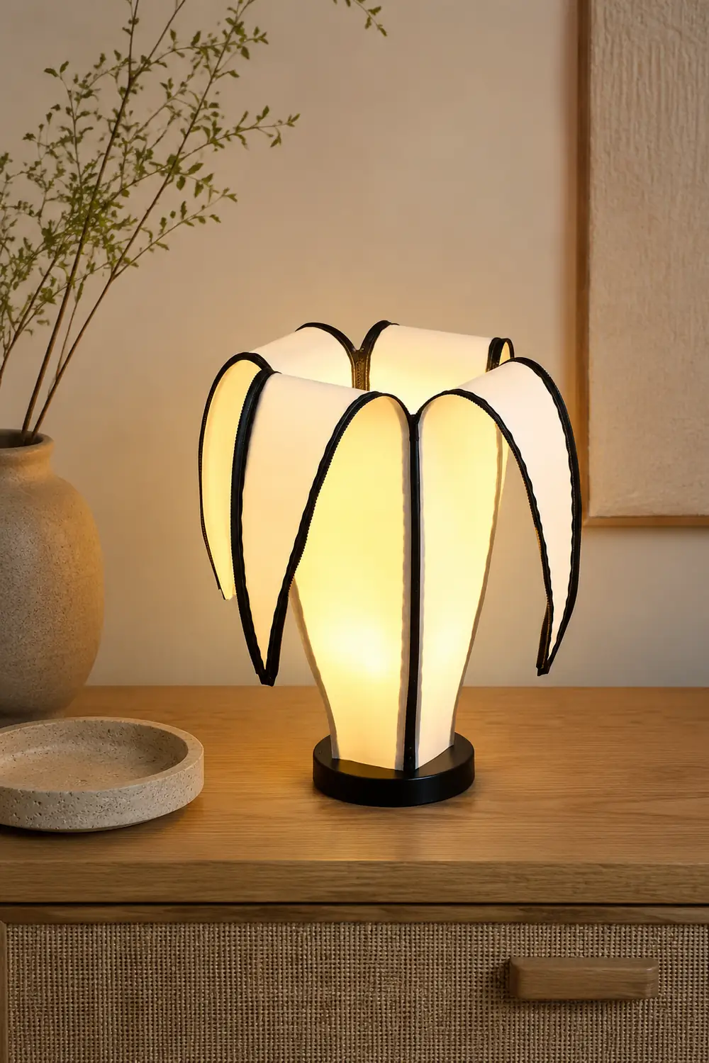Banana Table Lamp - Lumpaz