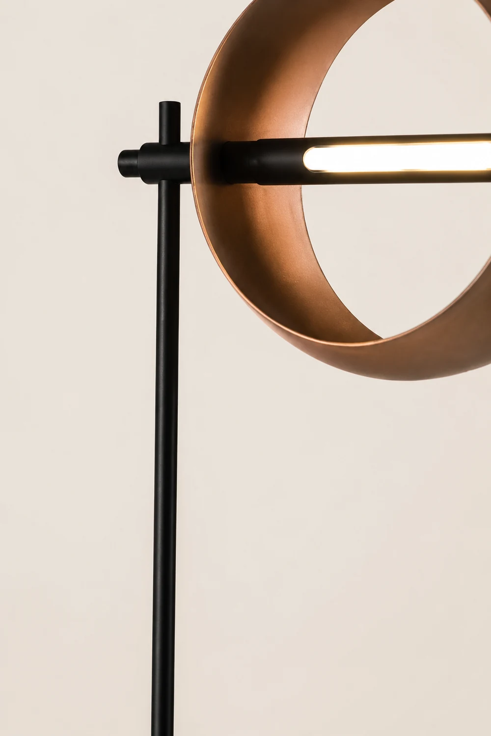 Globe Table Lamp - Lumpaz
