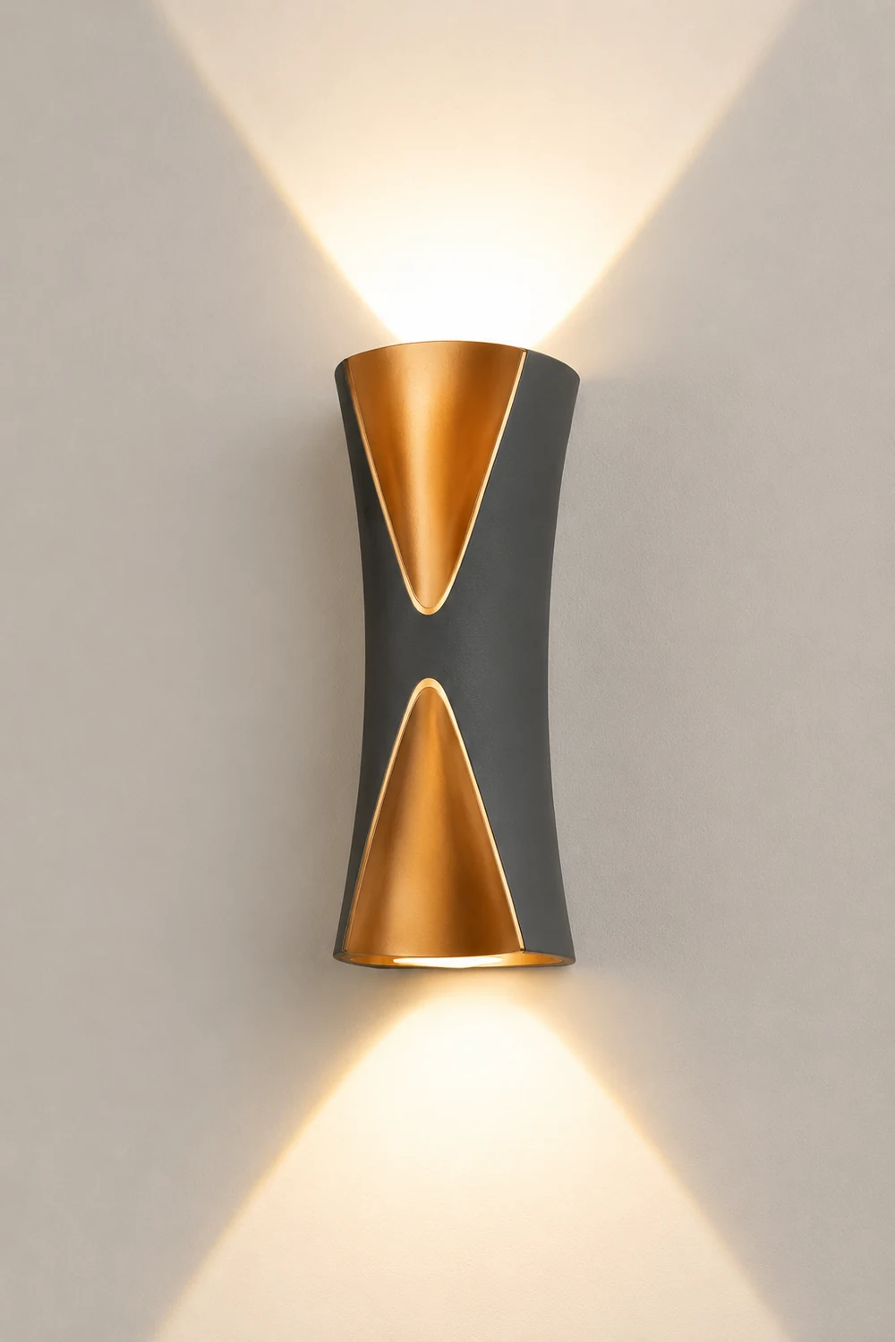 Creative Up and Down Lights LED Waterproof Modern Outdoor Wall Lamp - Lumpaz